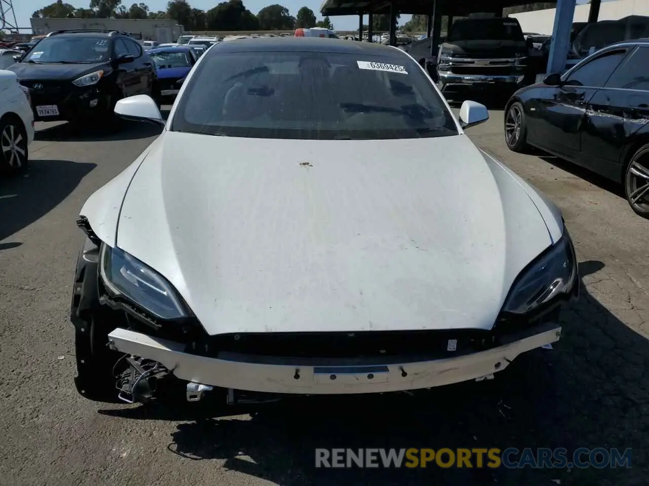 5 Photograph of a damaged car 5YJSA1E57NF475282 TESLA MODEL S 2022