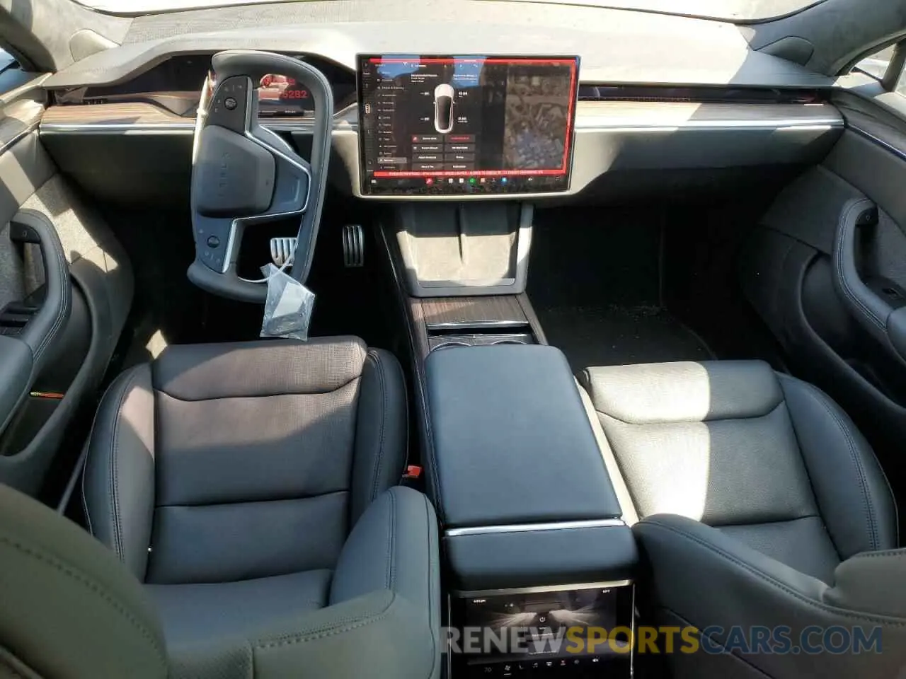 8 Photograph of a damaged car 5YJSA1E57NF475282 TESLA MODEL S 2022