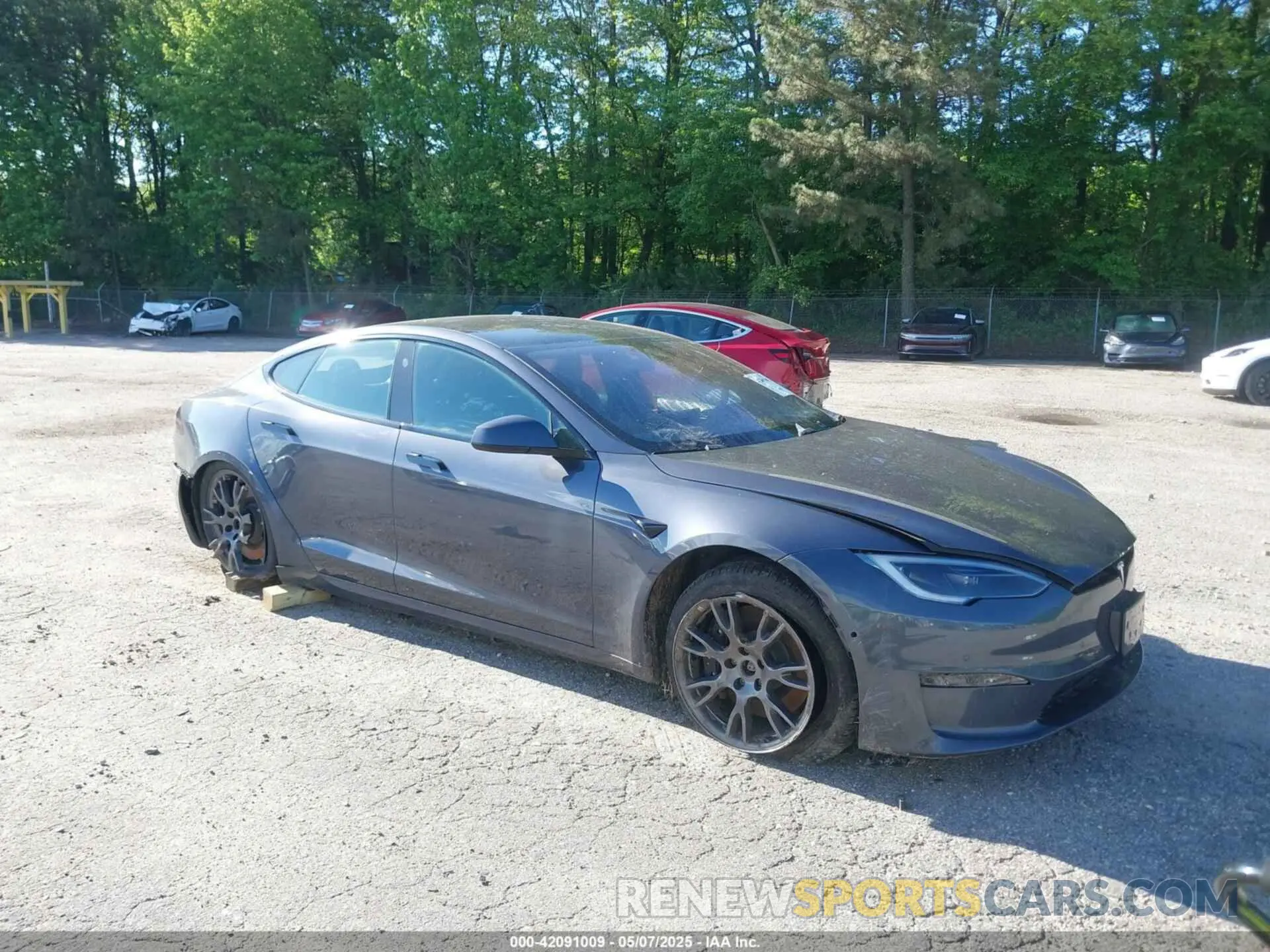 1 Photograph of a damaged car 5YJSA1E57NF479056 TESLA MODEL S 2022
