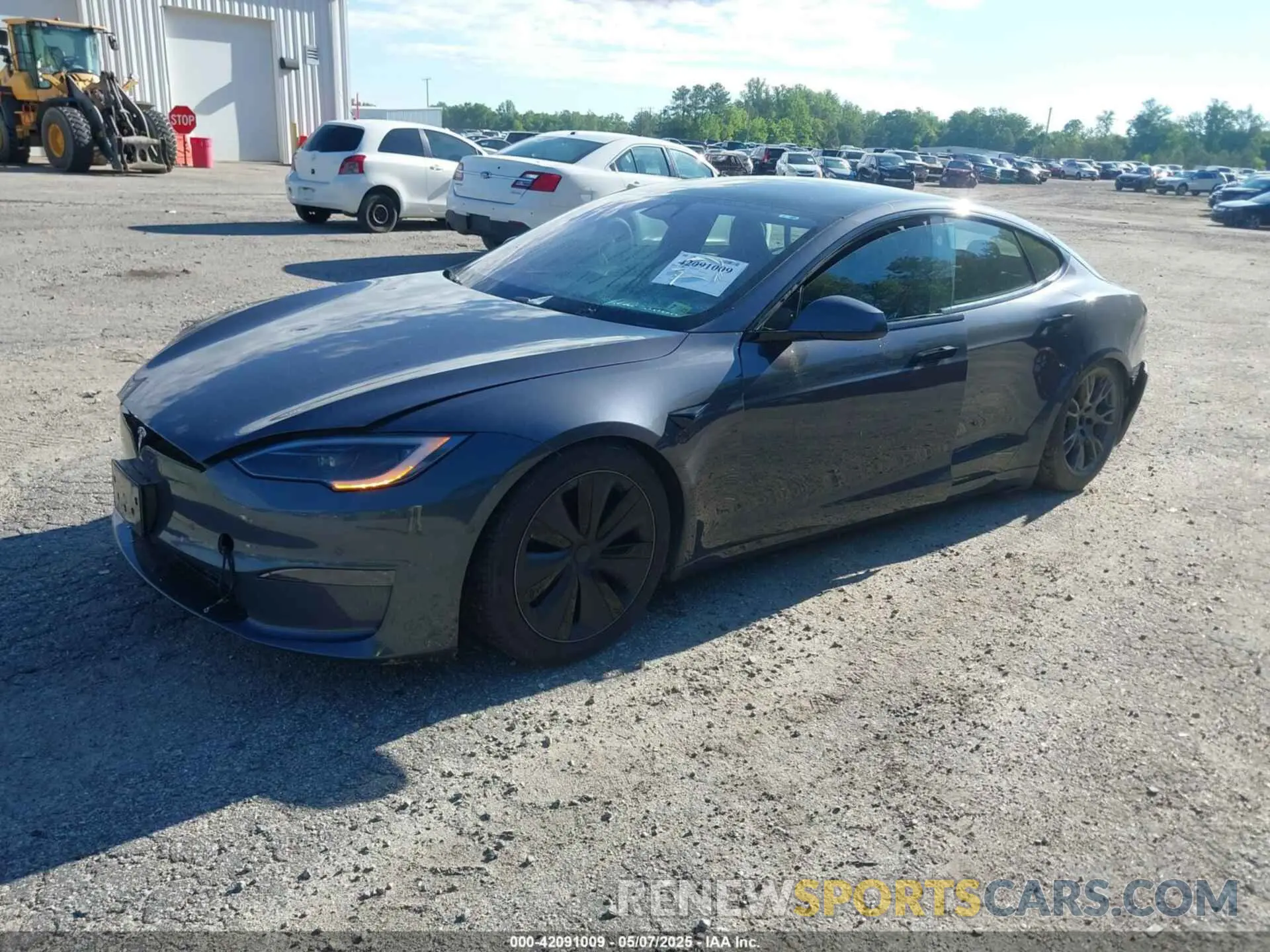 2 Photograph of a damaged car 5YJSA1E57NF479056 TESLA MODEL S 2022