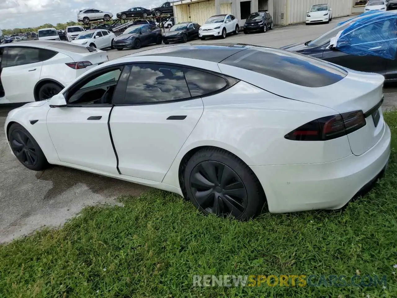 2 Photograph of a damaged car 5YJSA1E57NF487464 TESLA MODEL S 2022