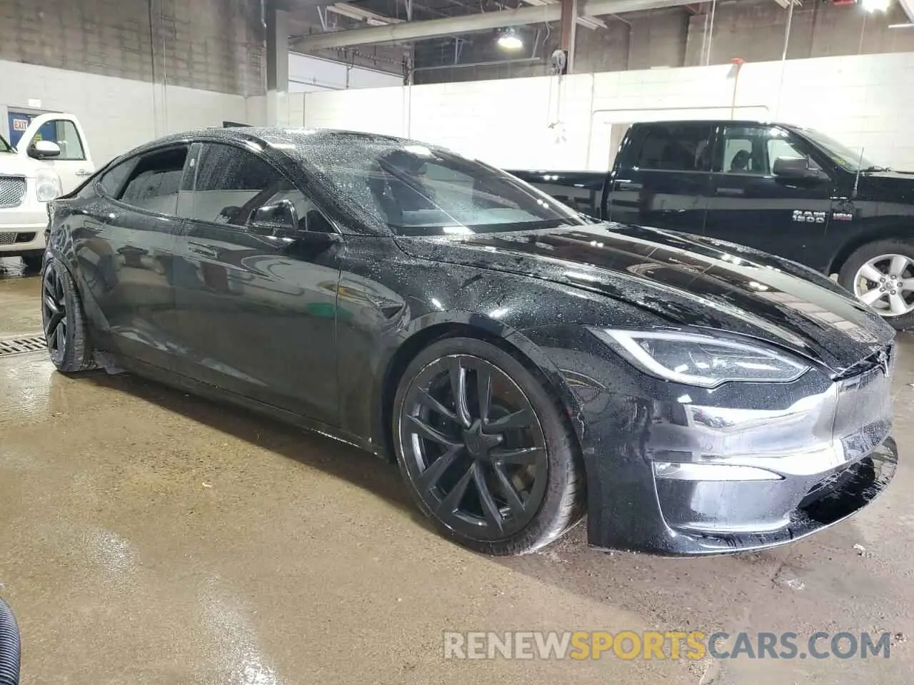 4 Photograph of a damaged car 5YJSA1E58NF478370 TESLA MODEL S 2022