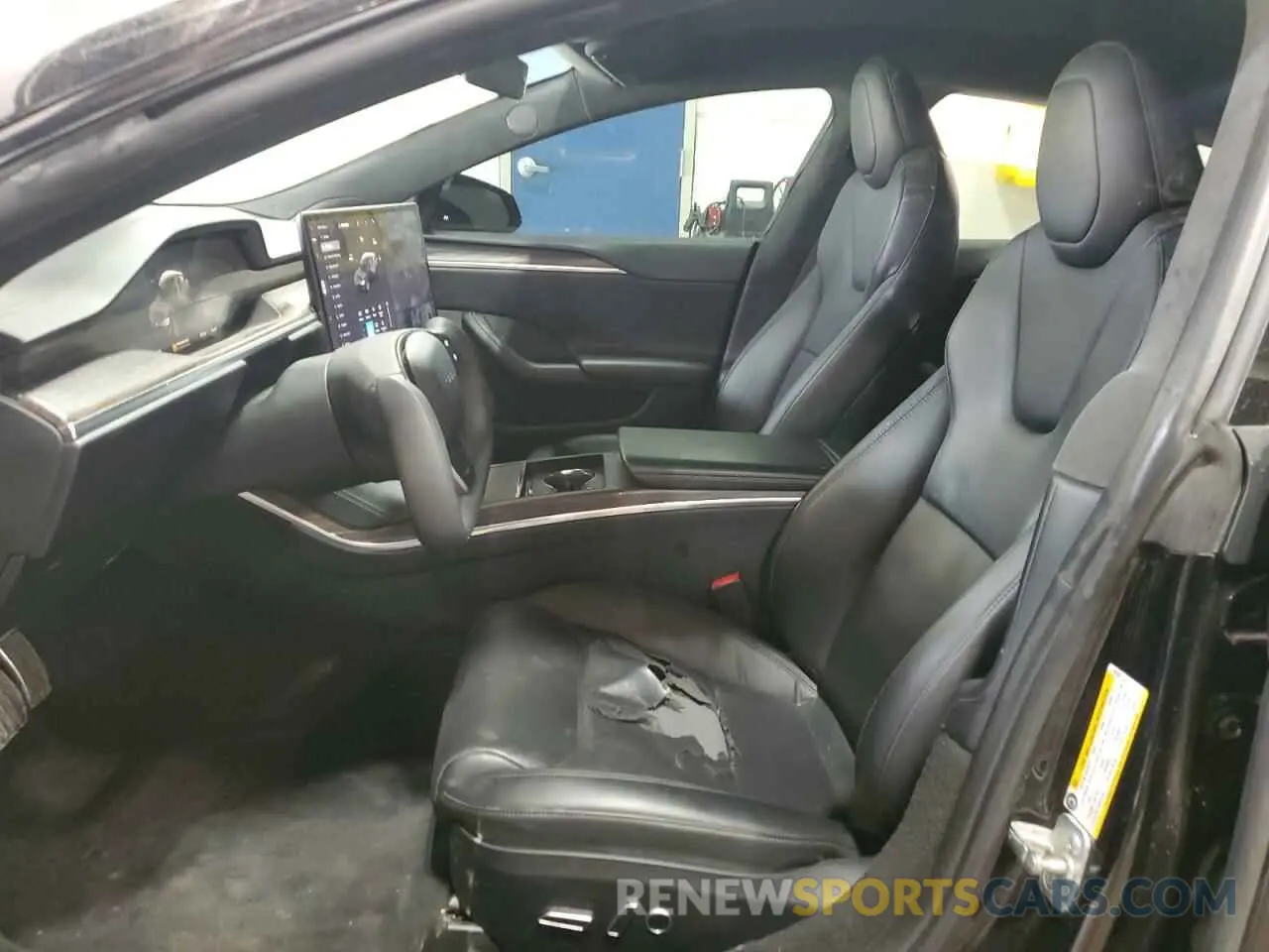7 Photograph of a damaged car 5YJSA1E58NF478370 TESLA MODEL S 2022