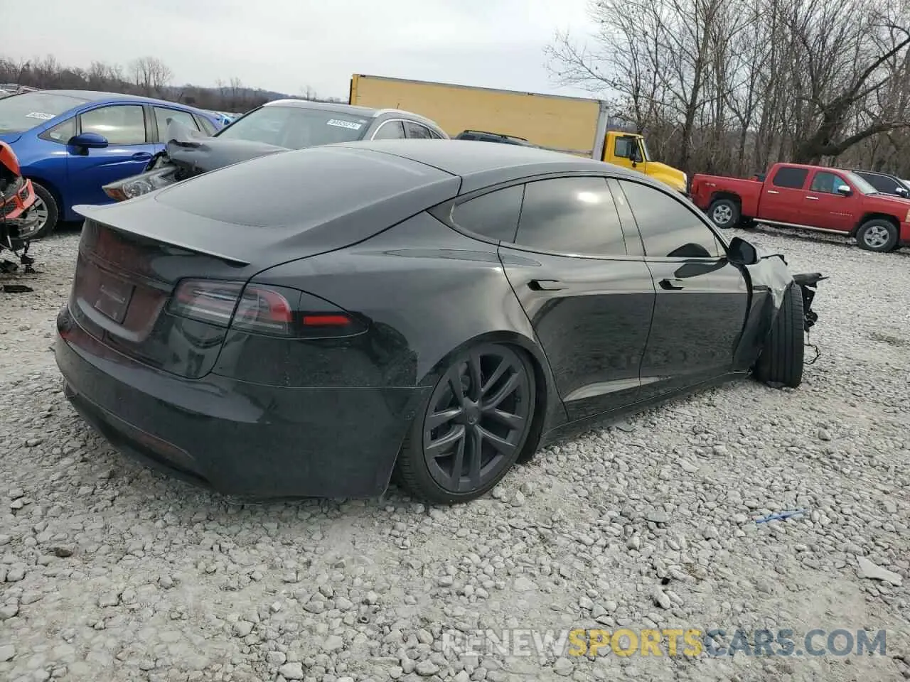 3 Photograph of a damaged car 5YJSA1E58NF479552 TESLA MODEL S 2022