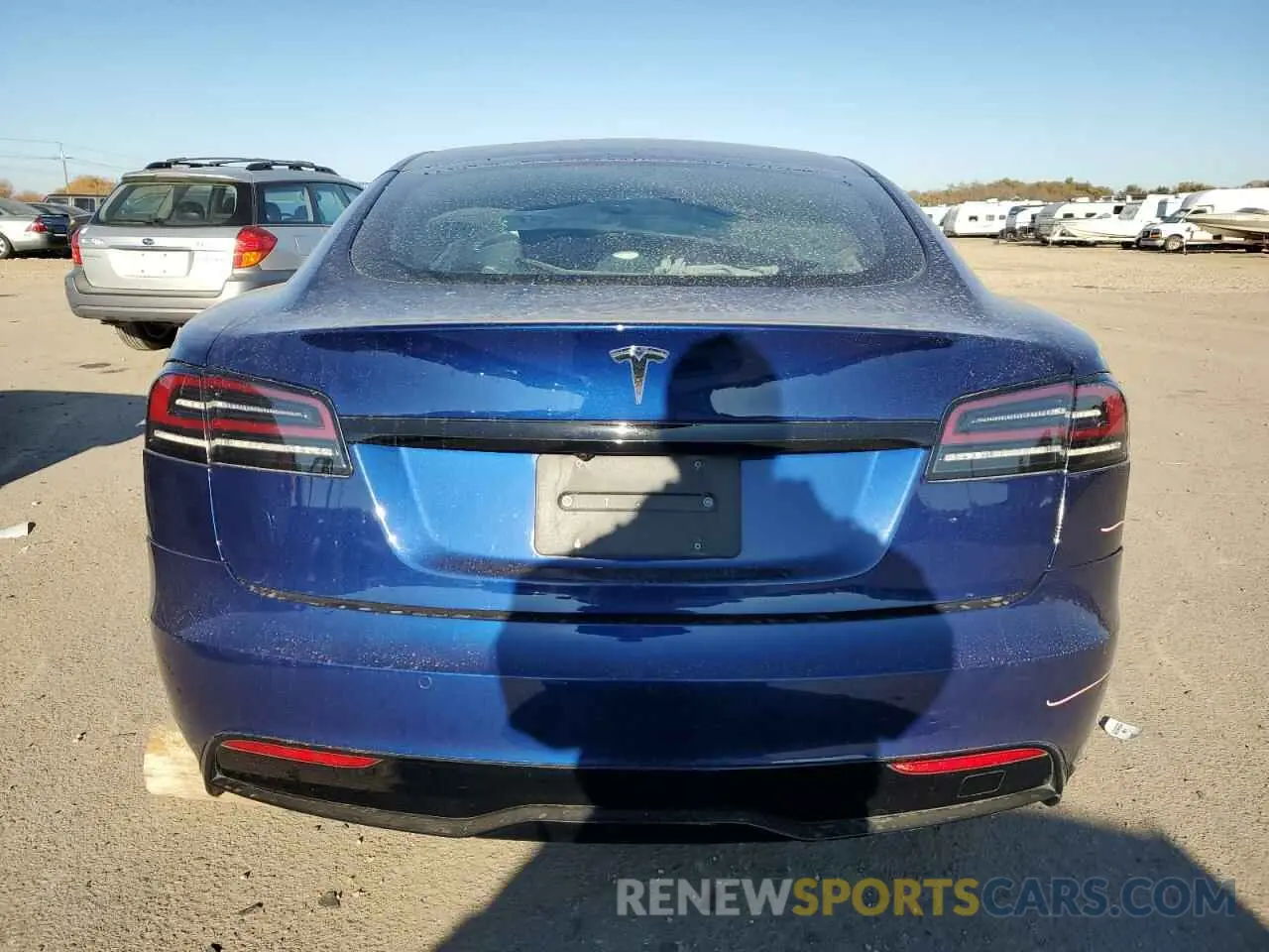 6 Photograph of a damaged car 5YJSA1E58NF491586 TESLA MODEL S 2022