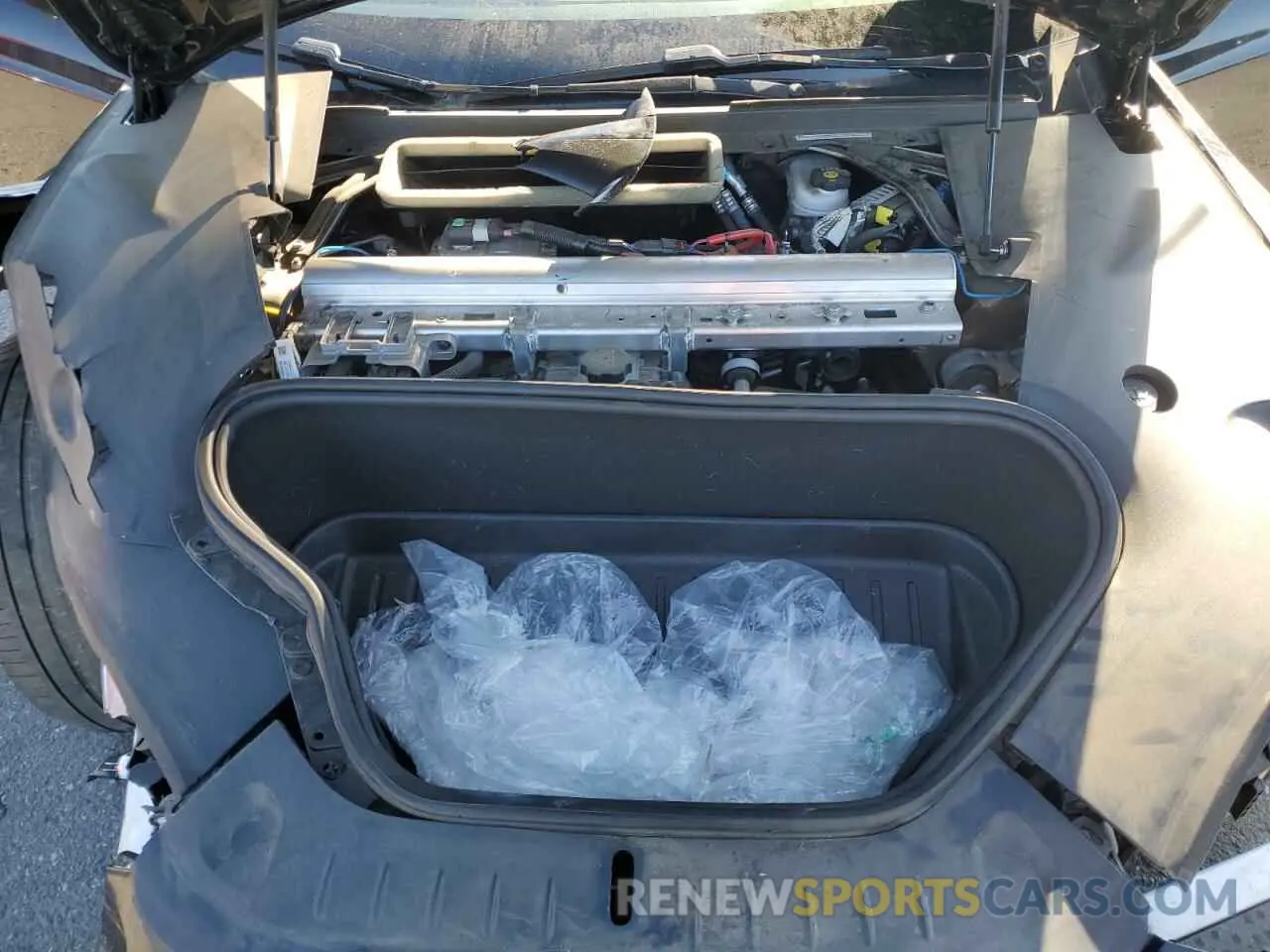 14 Photograph of a damaged car 5YJSA1E59NF460010 TESLA MODEL S 2022