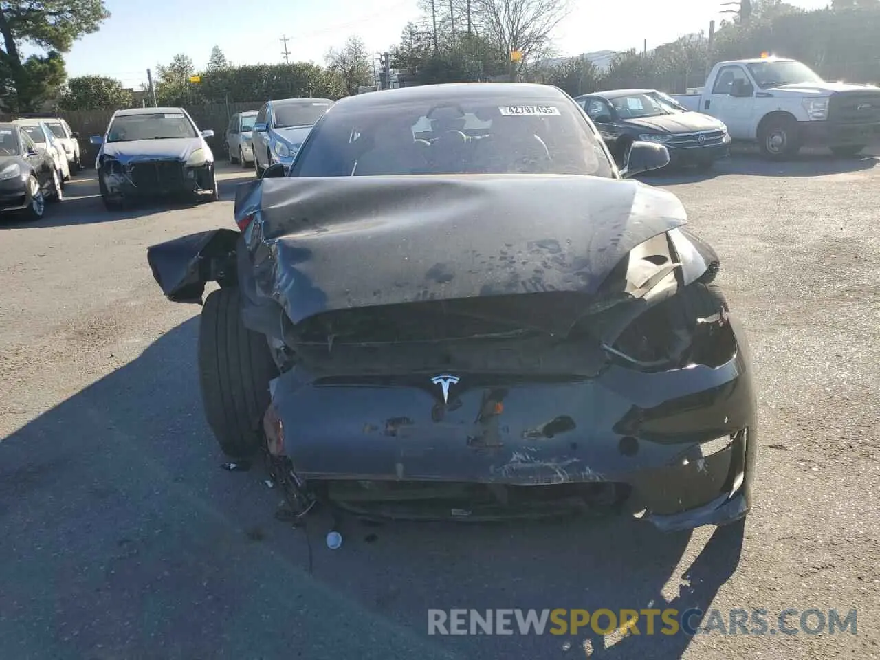 5 Photograph of a damaged car 5YJSA1E59NF460010 TESLA MODEL S 2022