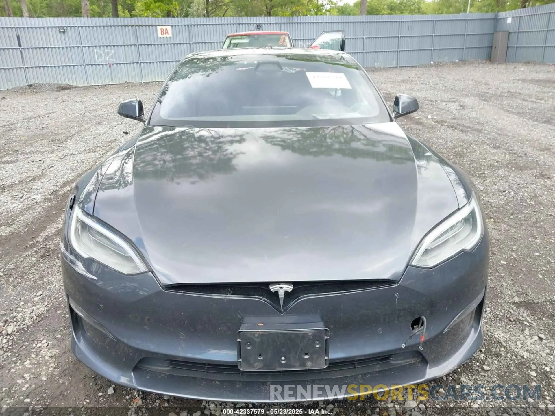 12 Photograph of a damaged car 5YJSA1E59NF469015 TESLA MODEL S 2022