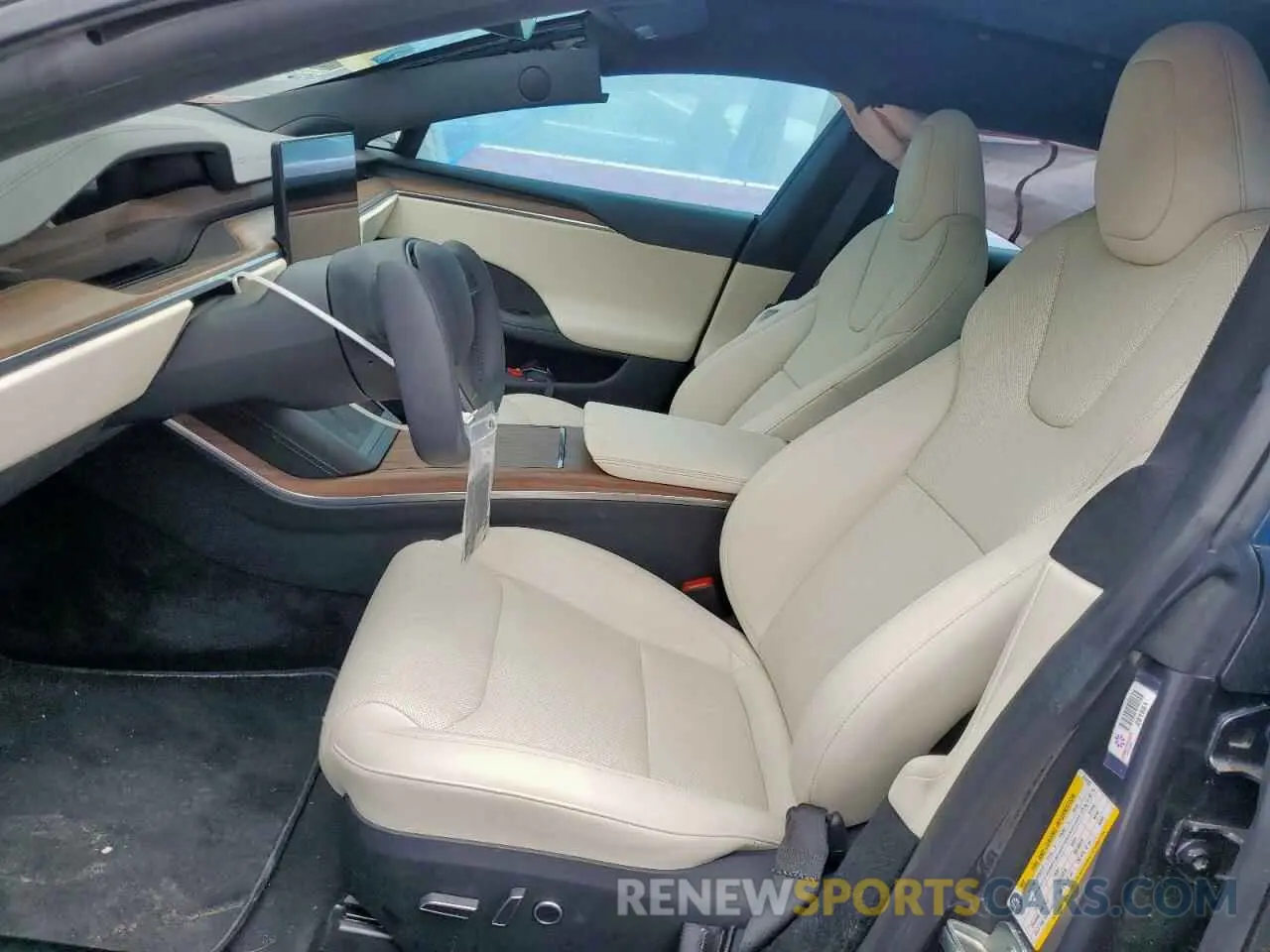 7 Photograph of a damaged car 5YJSA1E59NF474103 TESLA MODEL S 2022