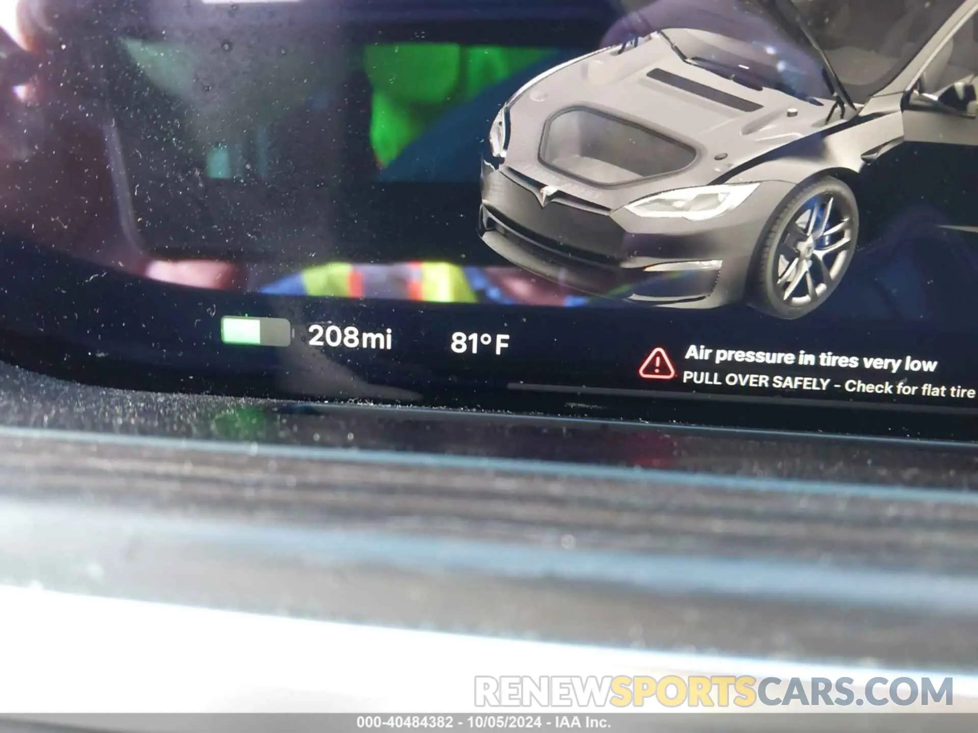 16 Photograph of a damaged car 5YJSA1E59NF477115 TESLA MODEL S 2022
