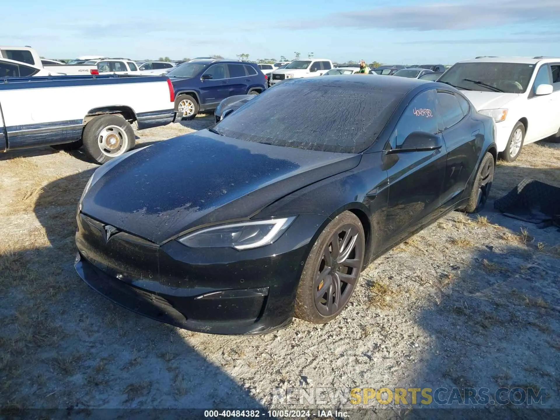 2 Photograph of a damaged car 5YJSA1E59NF477115 TESLA MODEL S 2022