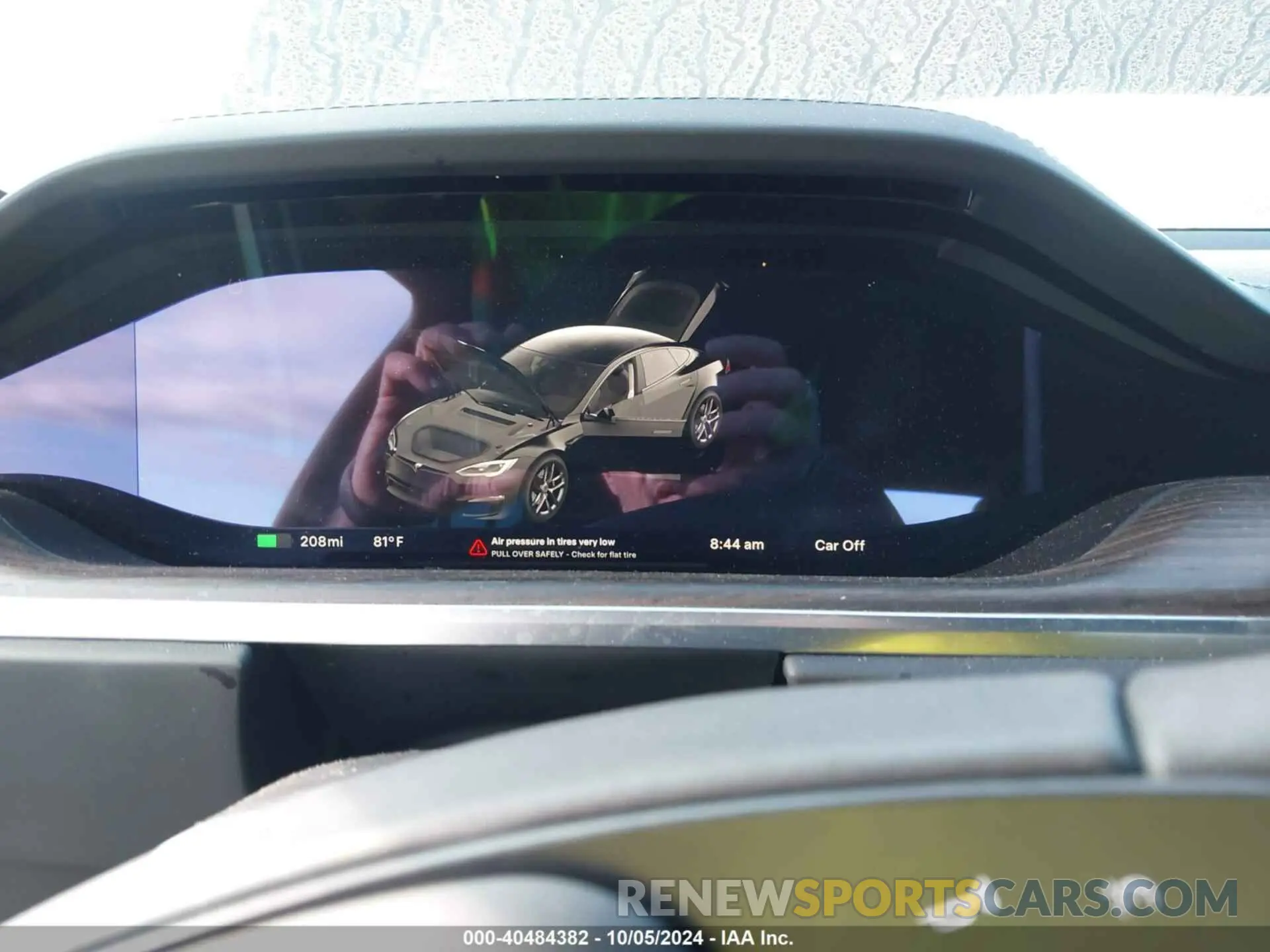 7 Photograph of a damaged car 5YJSA1E59NF477115 TESLA MODEL S 2022