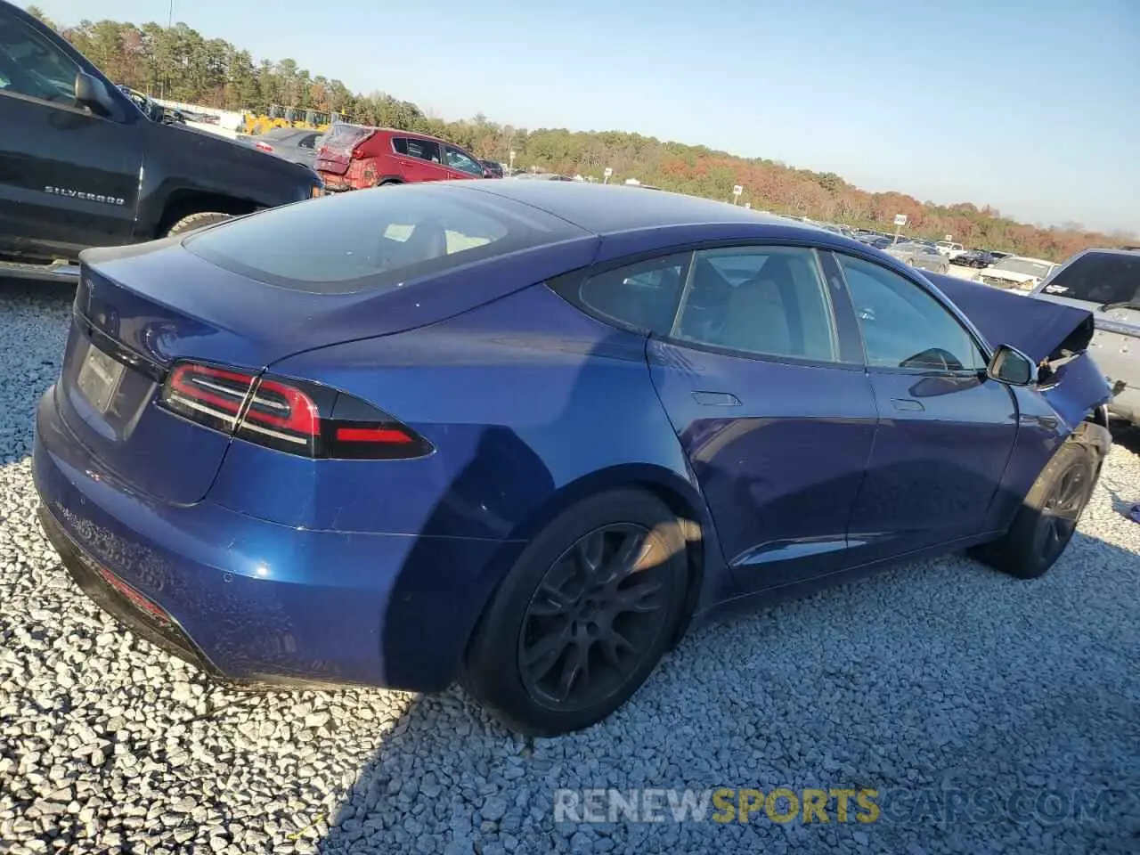 3 Photograph of a damaged car 5YJSA1E59NF493119 TESLA MODEL S 2022