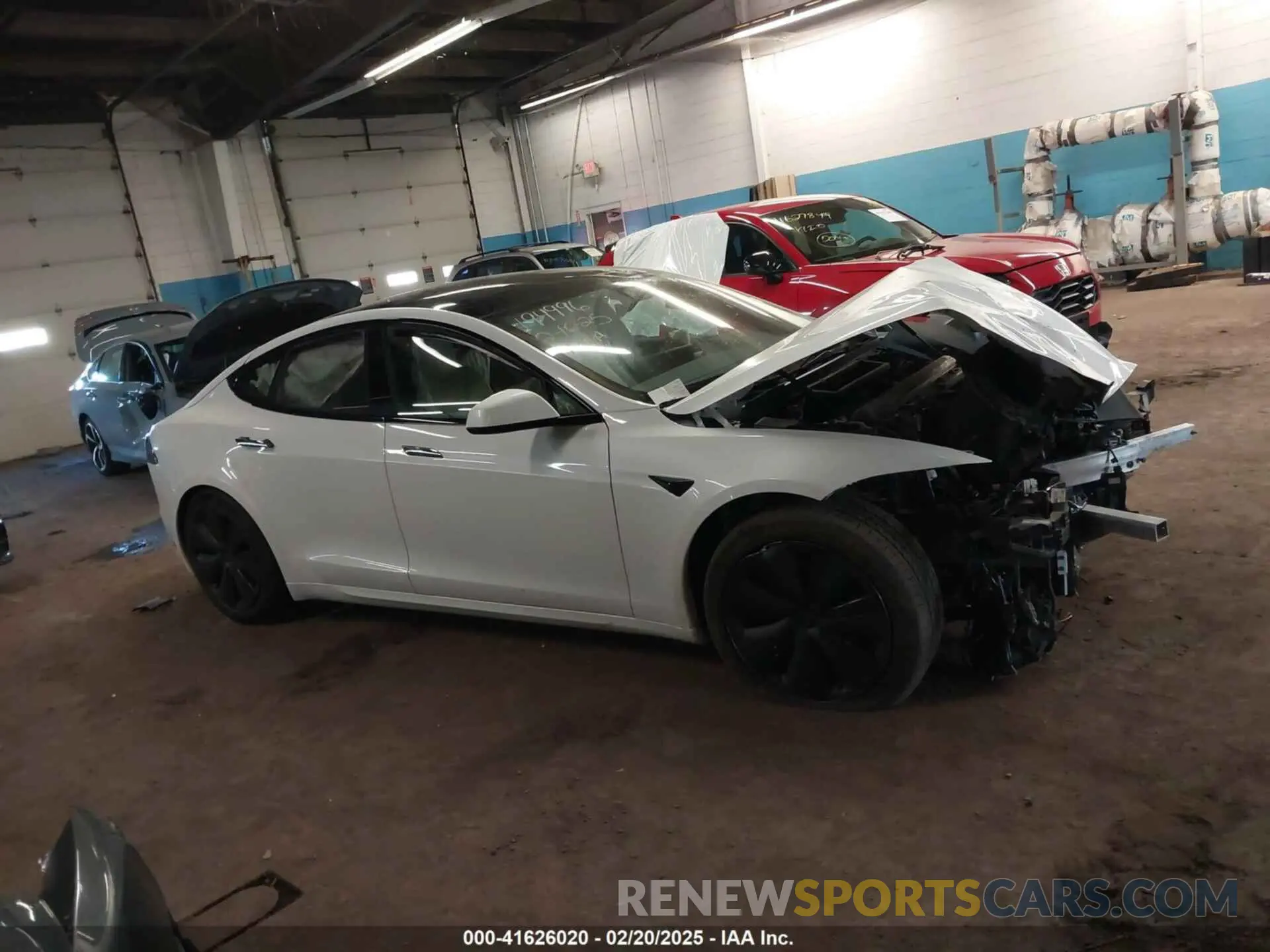 12 Photograph of a damaged car 5YJSA1E59NF493914 TESLA MODEL S 2022