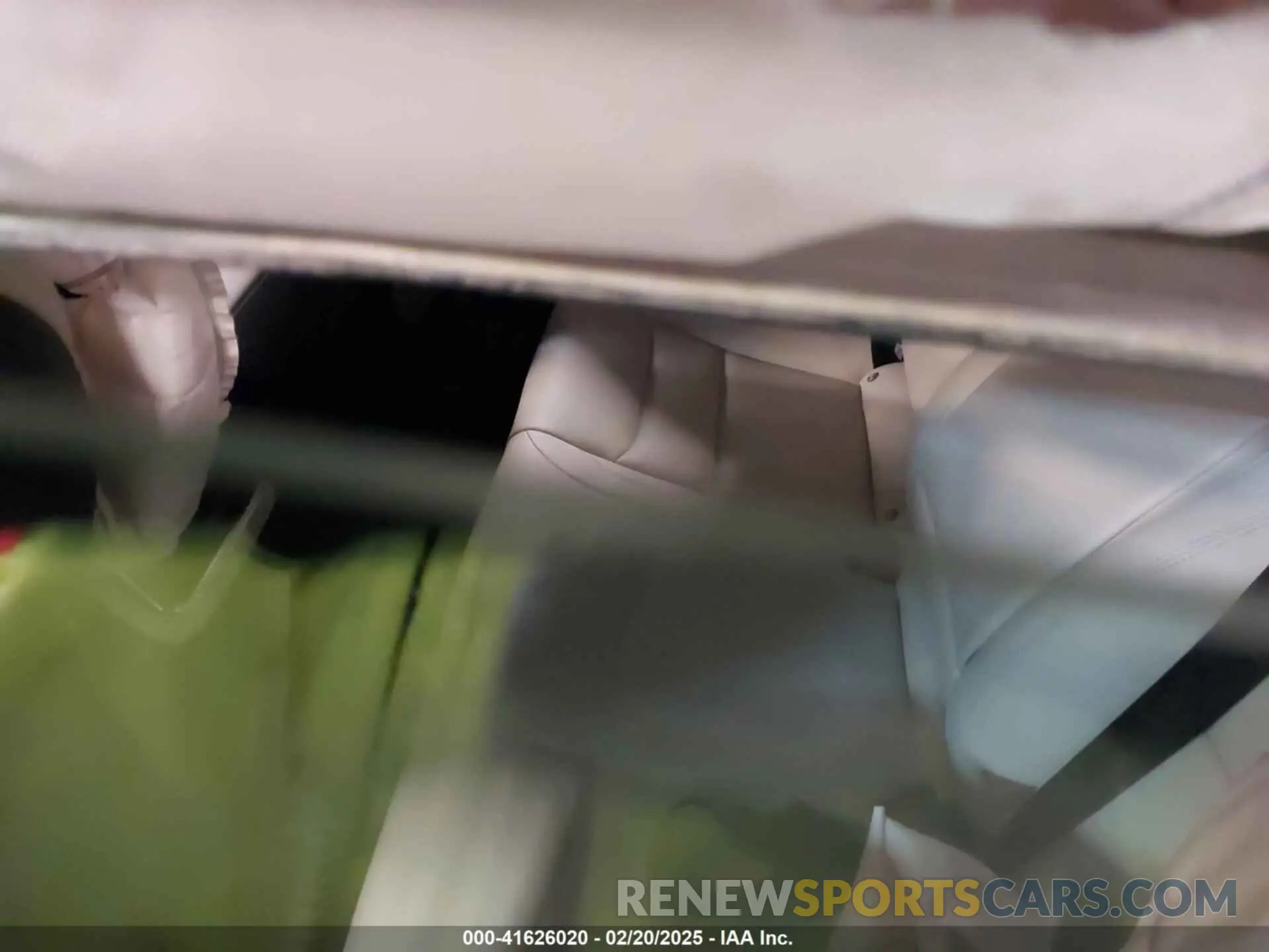 8 Photograph of a damaged car 5YJSA1E59NF493914 TESLA MODEL S 2022