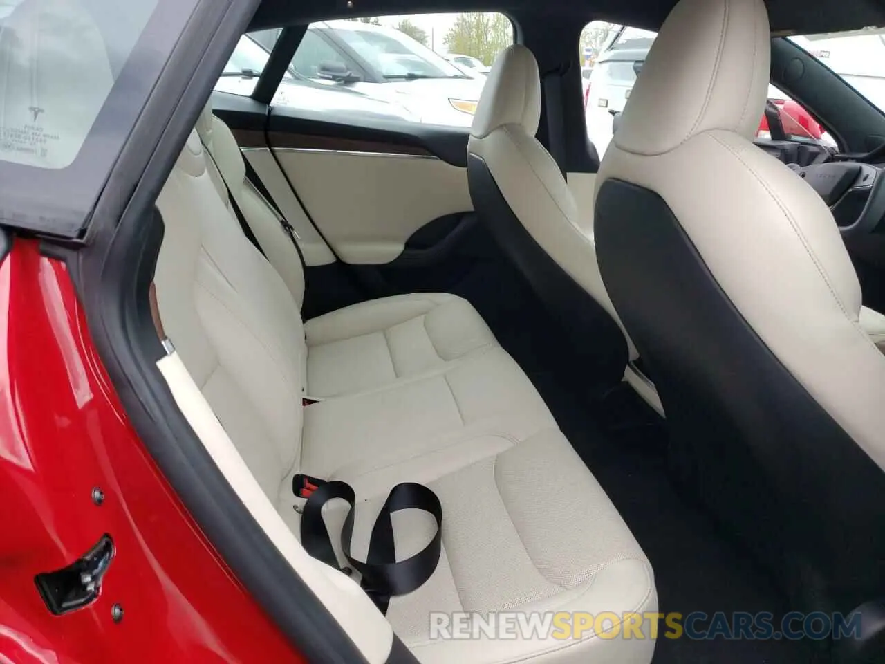 10 Photograph of a damaged car 5YJSA1E5XNF469508 TESLA MODEL S 2022