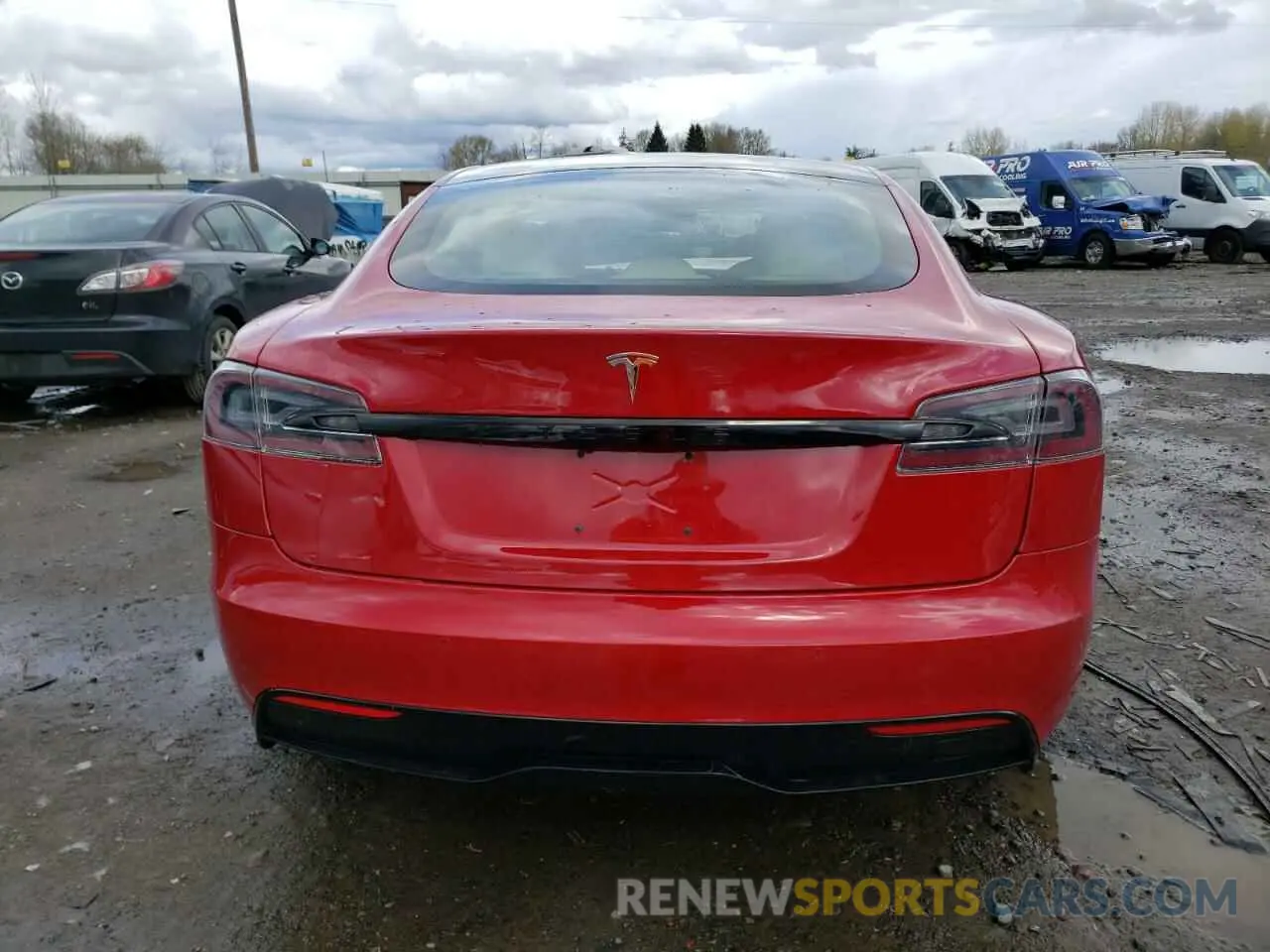 6 Photograph of a damaged car 5YJSA1E5XNF469508 TESLA MODEL S 2022