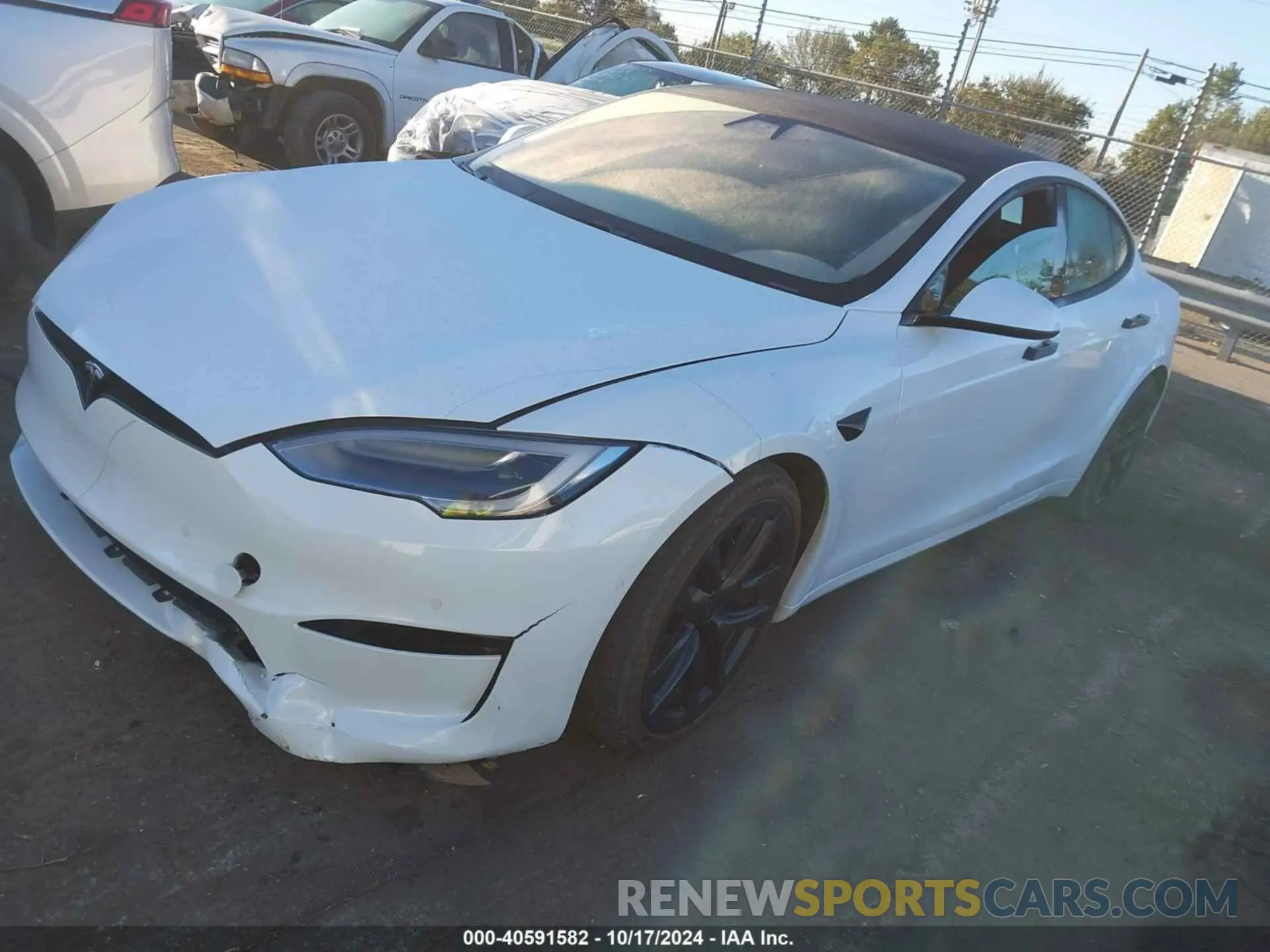 2 Photograph of a damaged car 5YJSA1E5XNF470822 TESLA MODEL S 2022