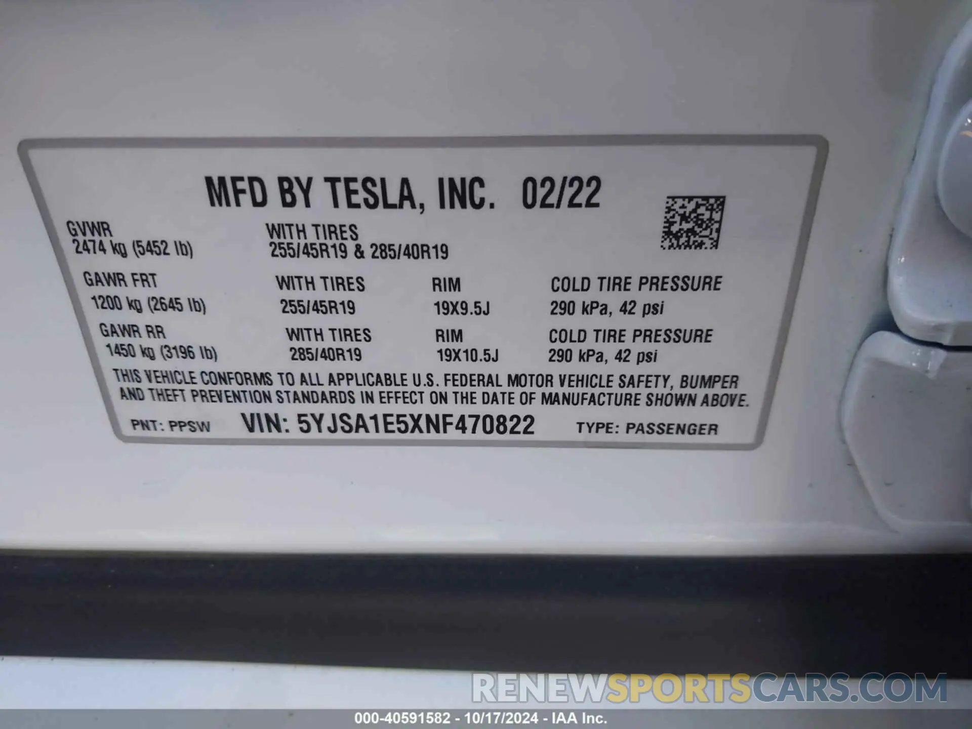 9 Photograph of a damaged car 5YJSA1E5XNF470822 TESLA MODEL S 2022