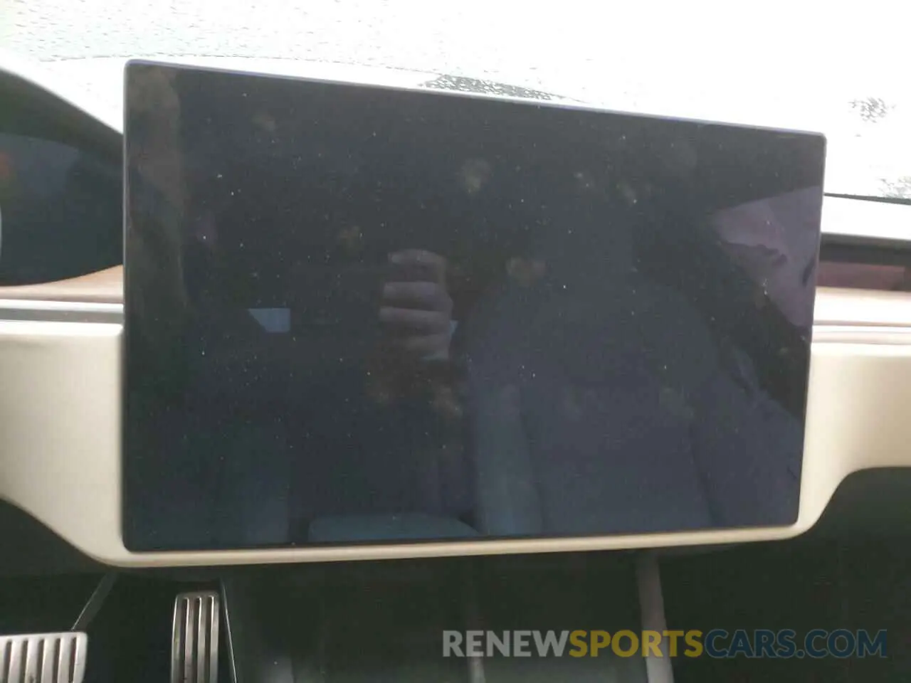 9 Photograph of a damaged car 5YJSA1E5XNF490116 TESLA MODEL S 2022