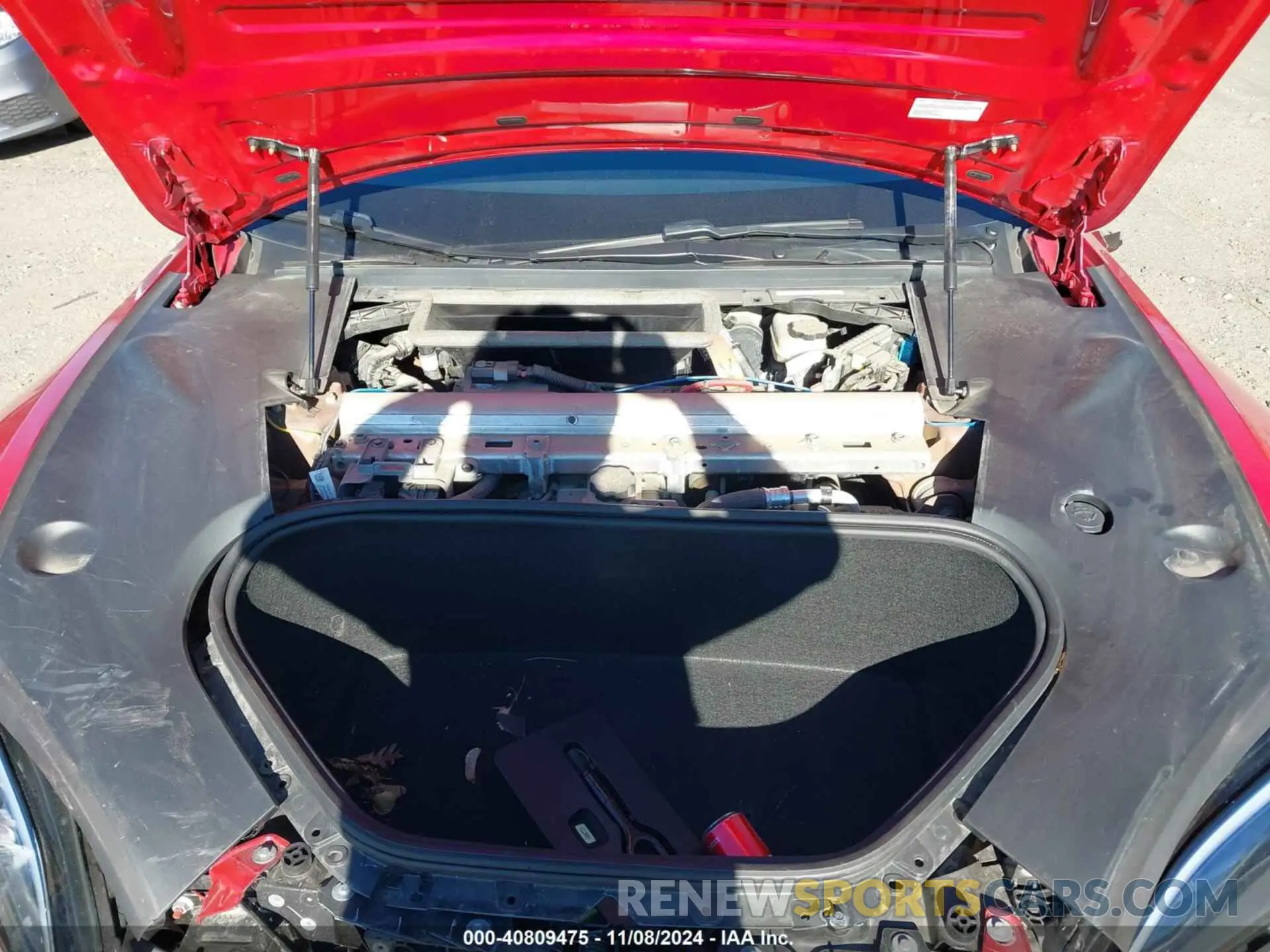 10 Photograph of a damaged car 5YJSA1E5XNF494103 TESLA MODEL S 2022