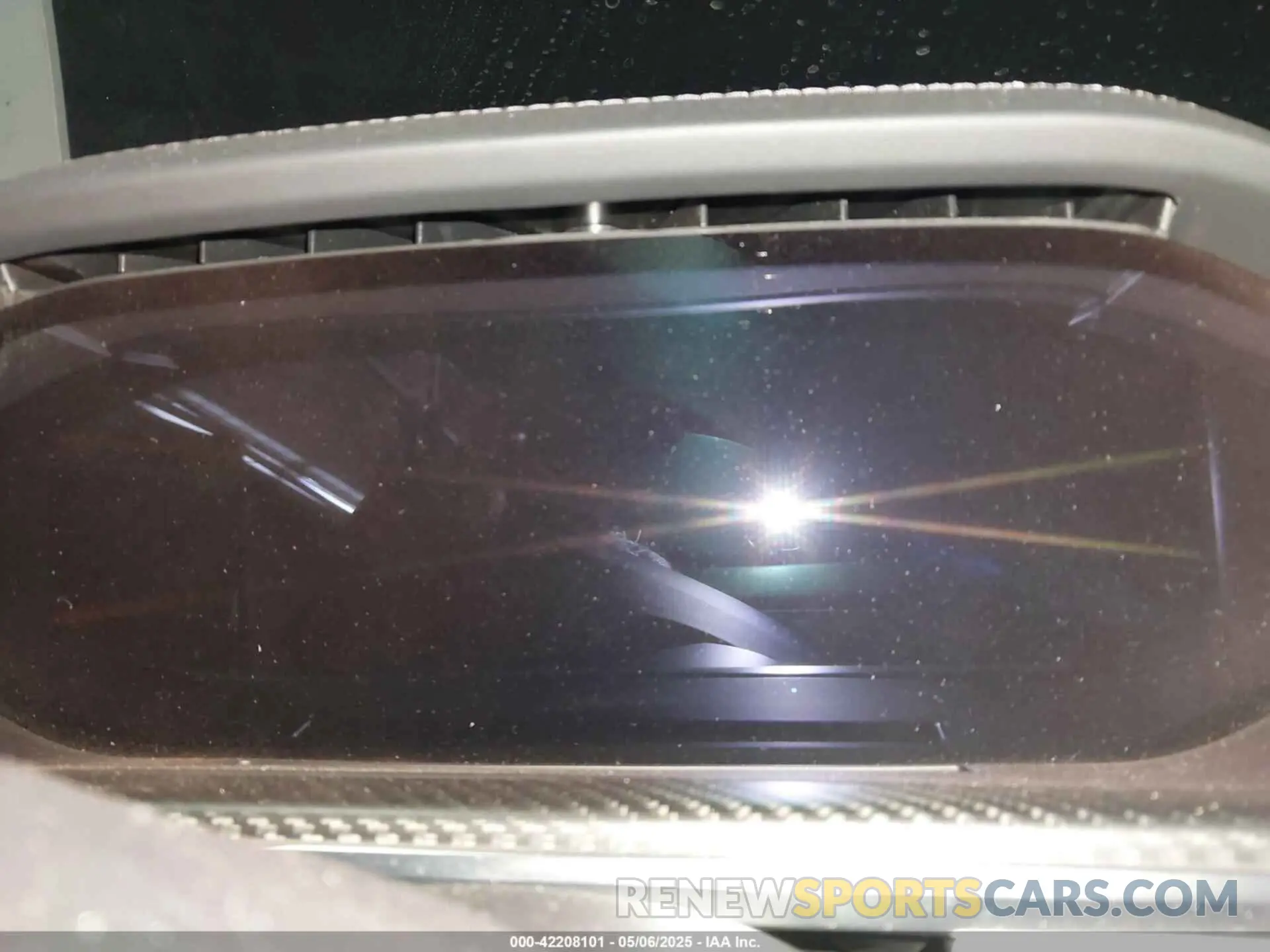 14 Photograph of a damaged car 5YJSA1E61NF471785 TESLA MODEL S 2022
