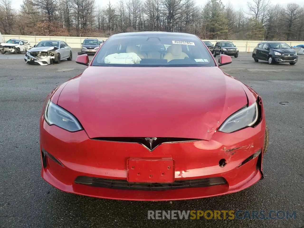 5 Photograph of a damaged car 5YJSA1E61NF488716 TESLA MODEL S 2022