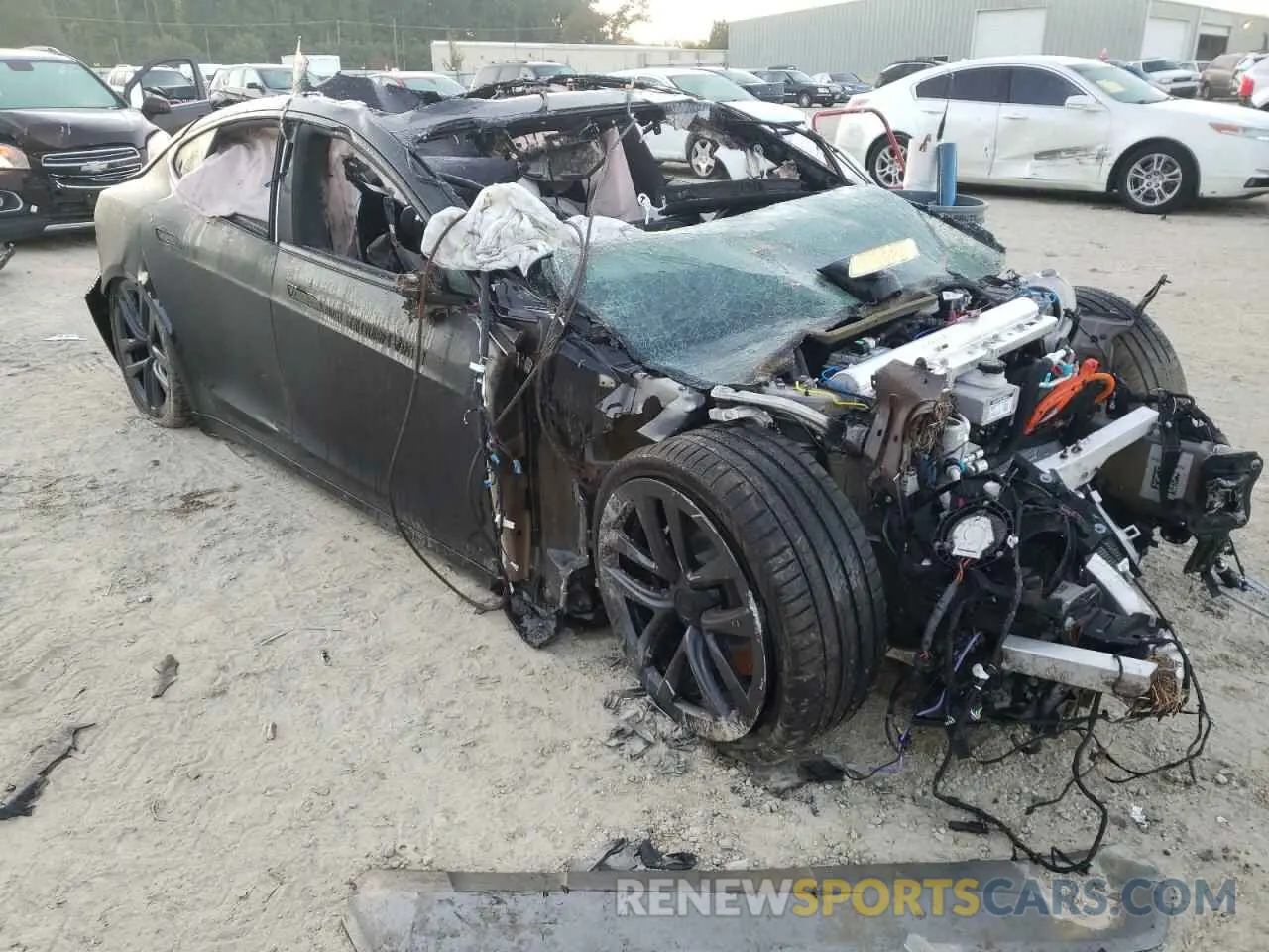 1 Photograph of a damaged car 5YJSA1E62NF485548 TESLA MODEL S 2022