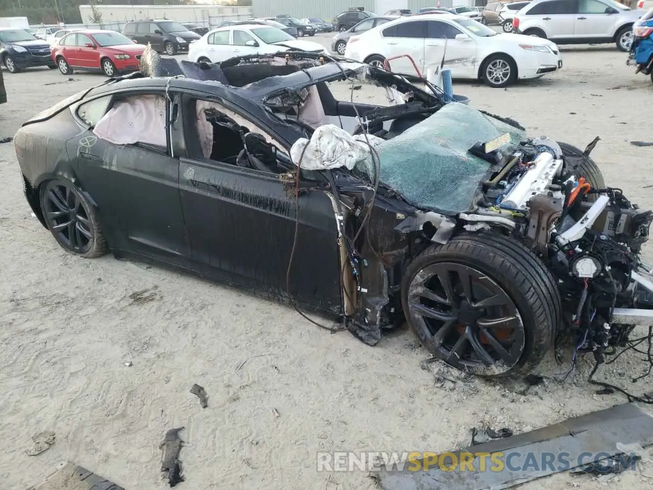 9 Photograph of a damaged car 5YJSA1E62NF485548 TESLA MODEL S 2022