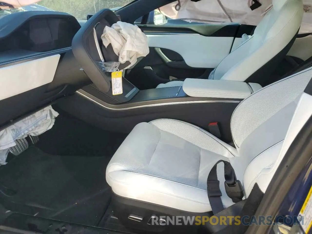 7 Photograph of a damaged car 5YJSA1E63NF472341 TESLA MODEL S 2022