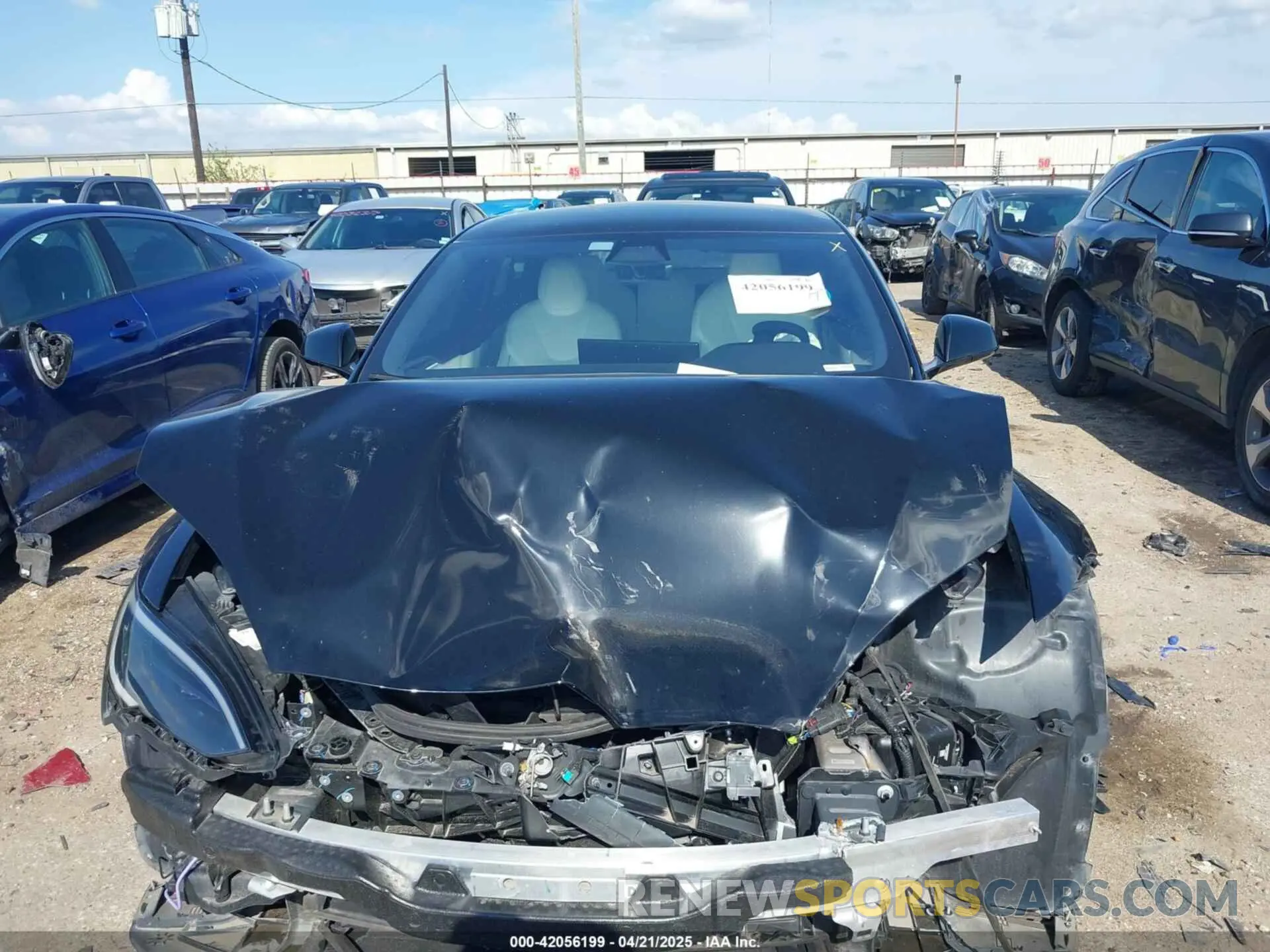 11 Photograph of a damaged car 5YJSA1E63NF478351 TESLA MODEL S 2022