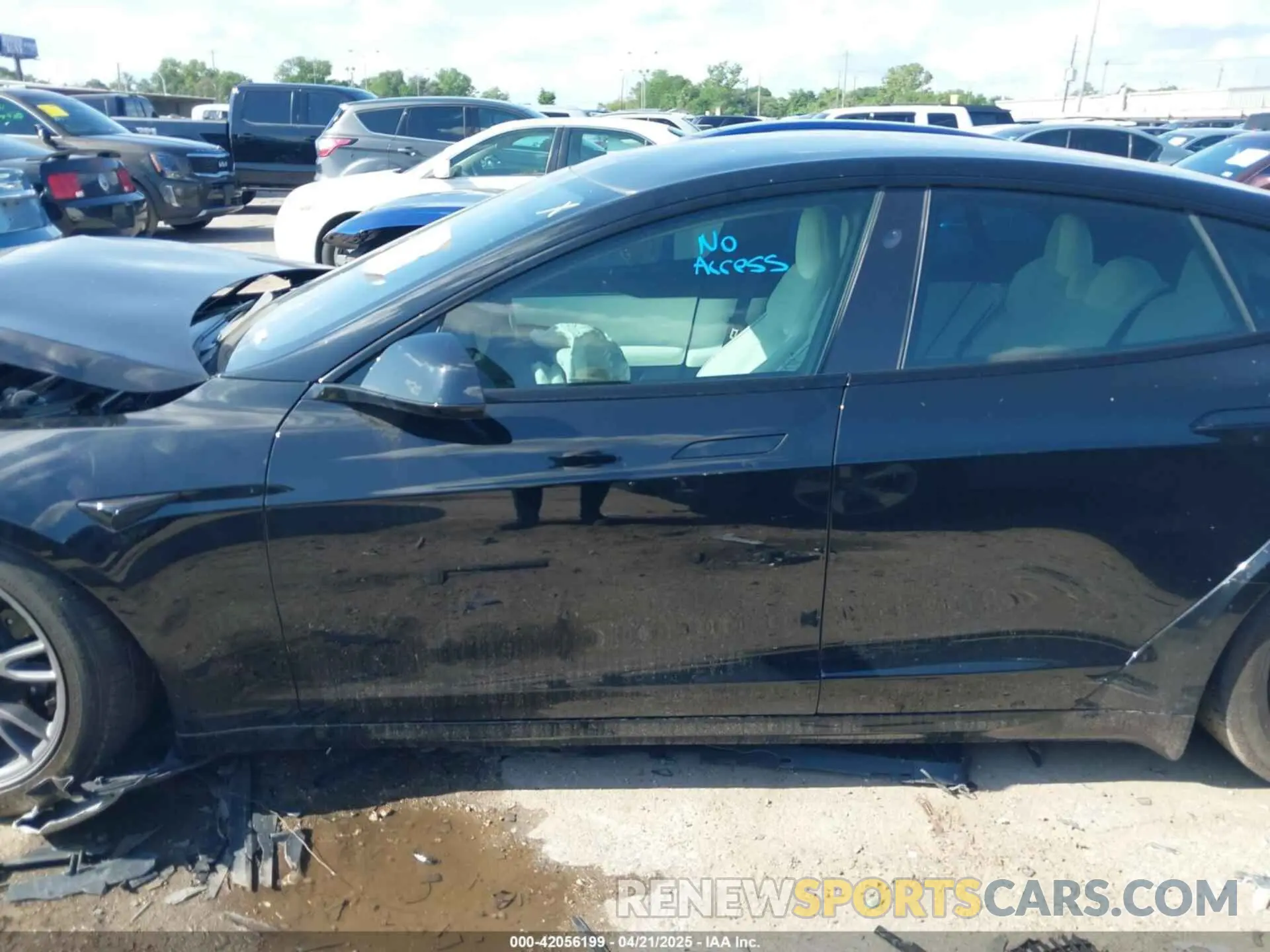 13 Photograph of a damaged car 5YJSA1E63NF478351 TESLA MODEL S 2022
