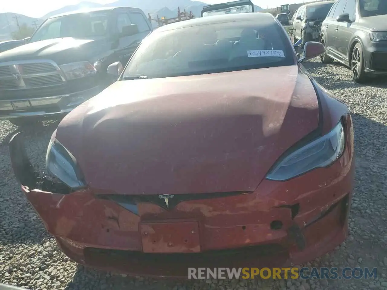5 Photograph of a damaged car 5YJSA1E64NF459761 TESLA MODEL S 2022