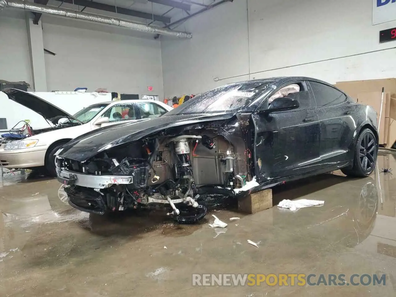 1 Photograph of a damaged car 5YJSA1E64NF466001 TESLA MODEL S 2022