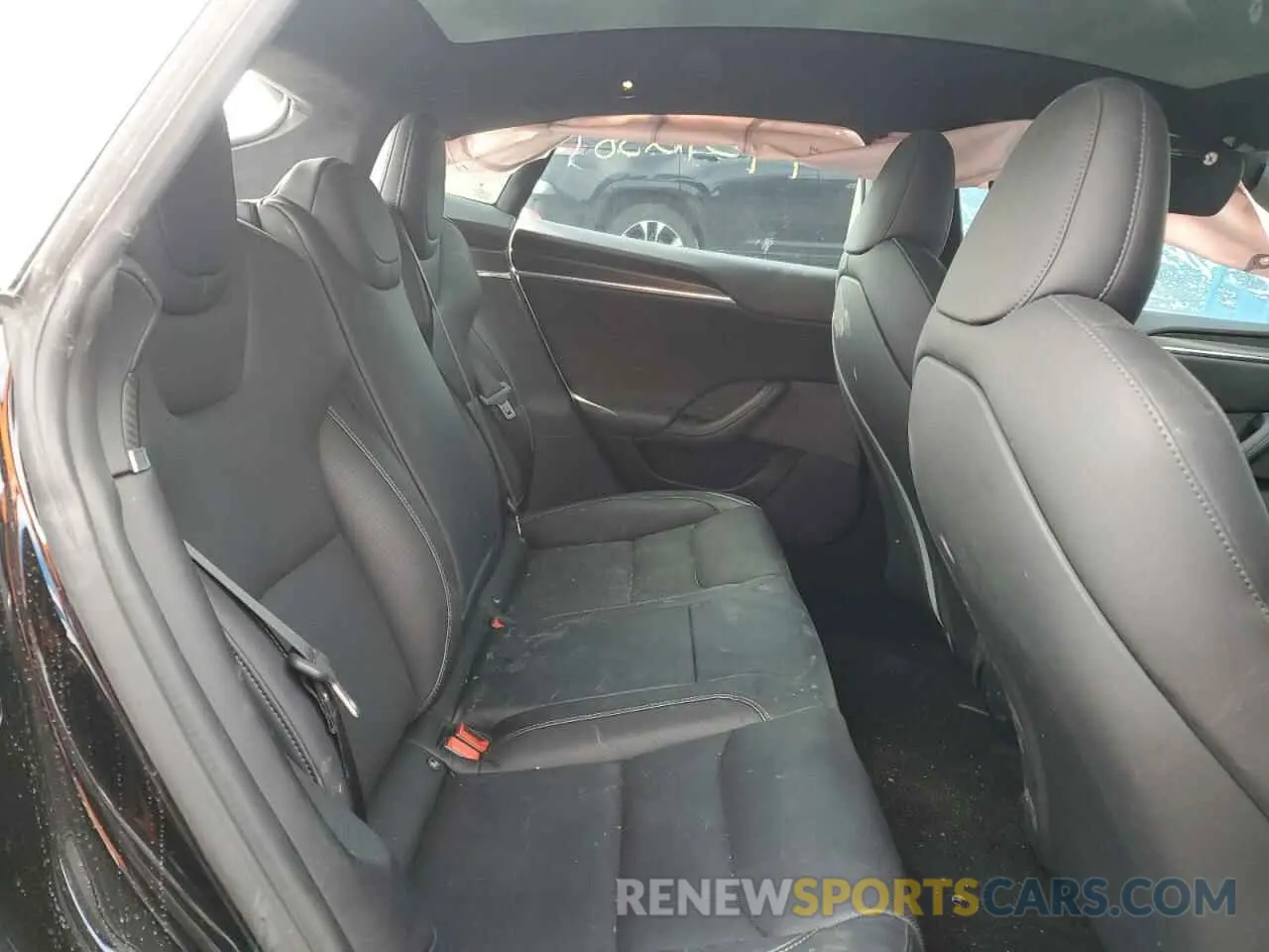 10 Photograph of a damaged car 5YJSA1E64NF466001 TESLA MODEL S 2022
