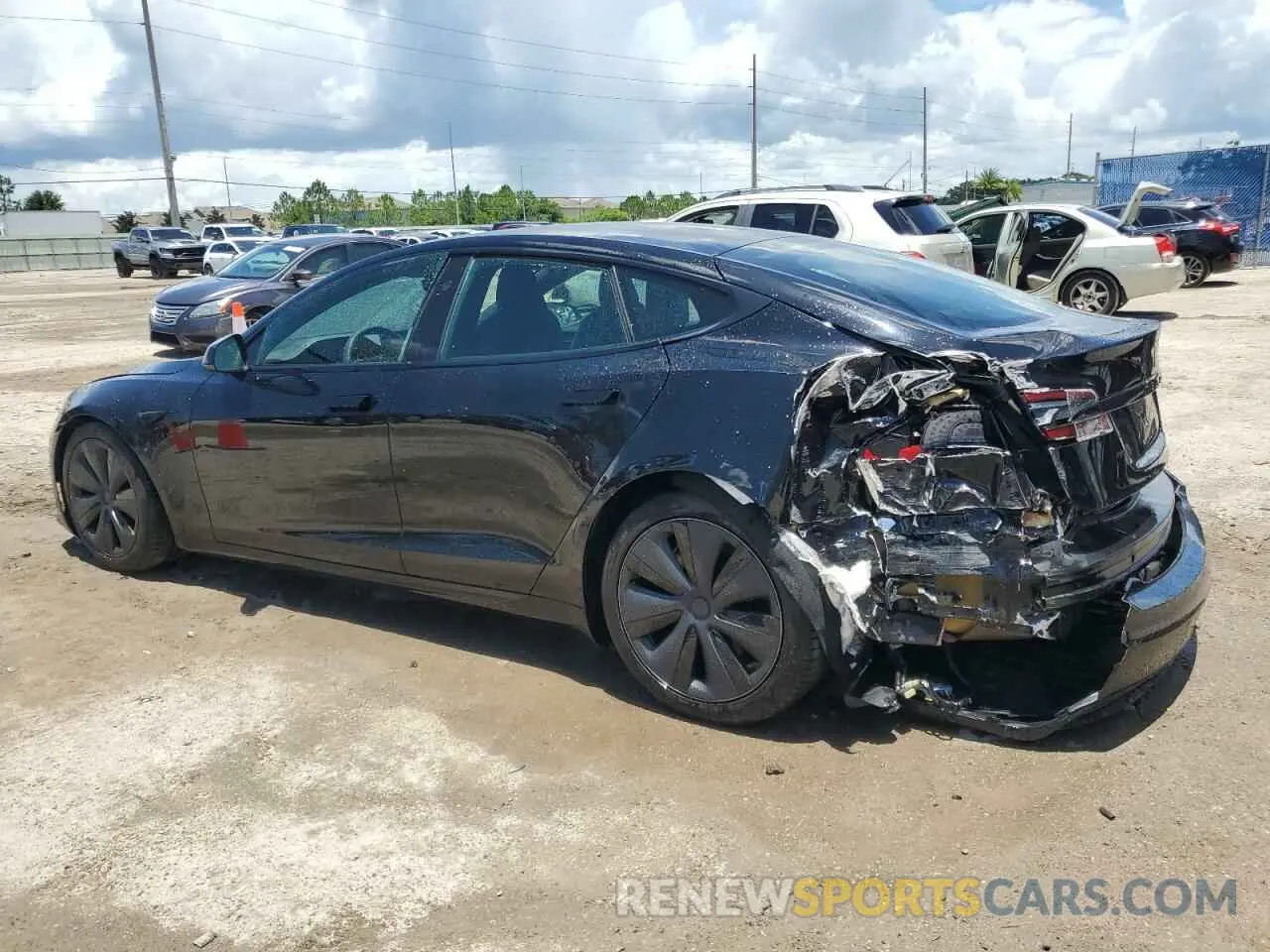 2 Photograph of a damaged car 5YJSA1E64NF469304 TESLA MODEL S 2022