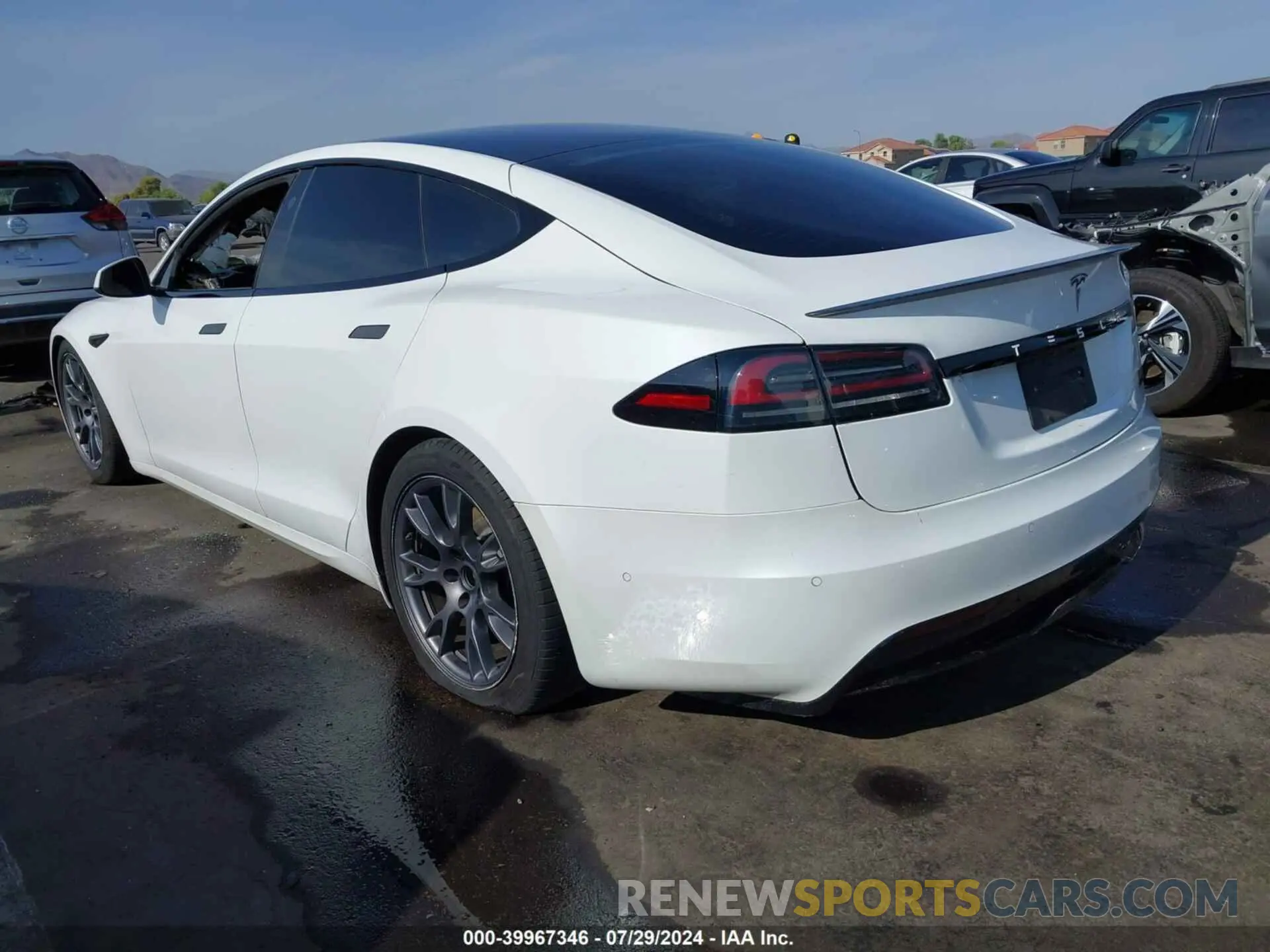 3 Photograph of a damaged car 5YJSA1E64NF474034 TESLA MODEL S 2022