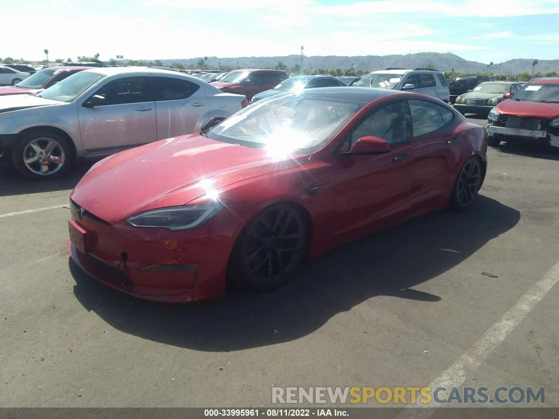 2 Photograph of a damaged car 5YJSA1E64NF477130 TESLA MODEL S 2022