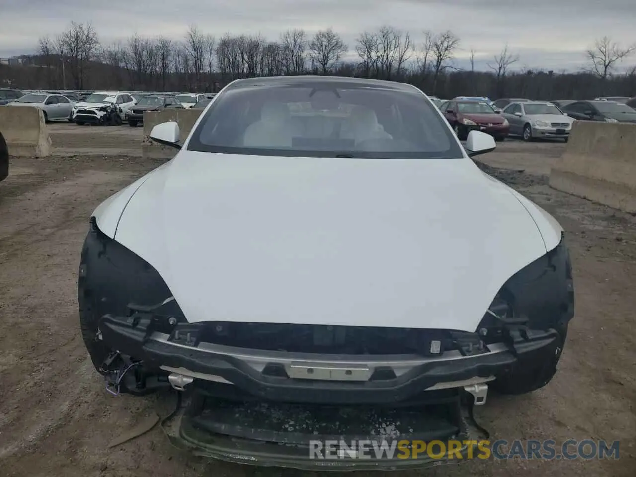 5 Photograph of a damaged car 5YJSA1E64NF478200 TESLA MODEL S 2022