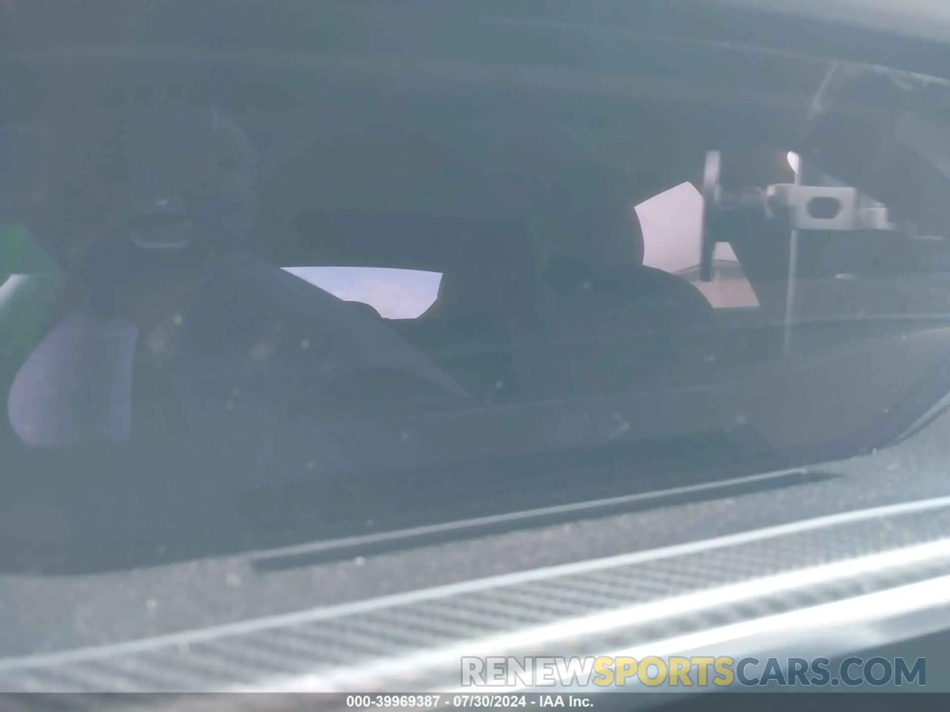 7 Photograph of a damaged car 5YJSA1E64NF480383 TESLA MODEL S 2022