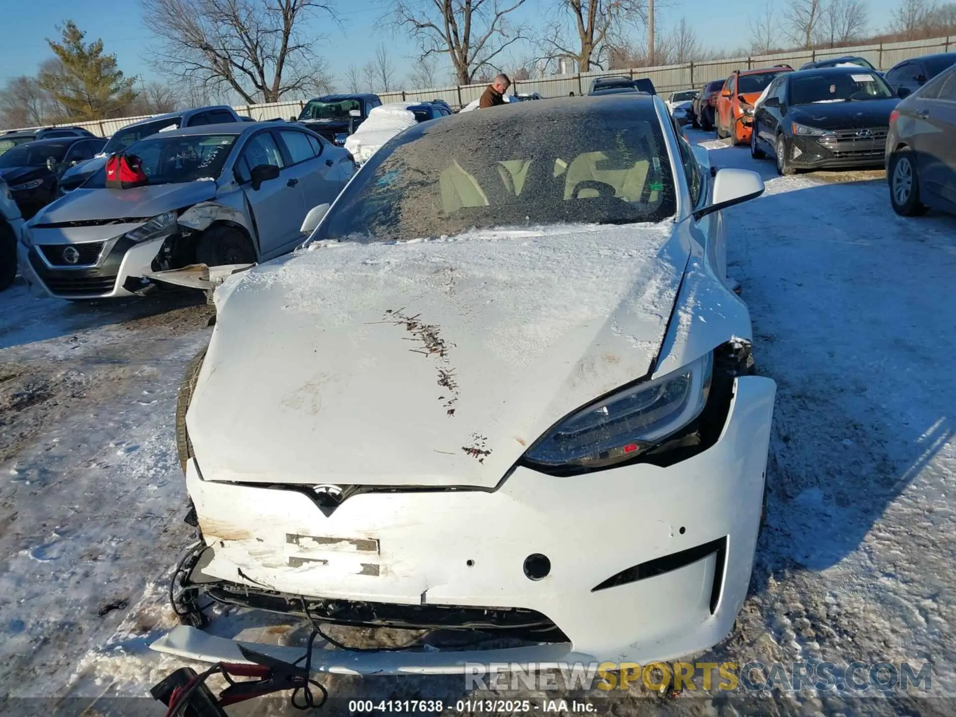 12 Photograph of a damaged car 5YJSA1E68NF468530 TESLA MODEL S 2022