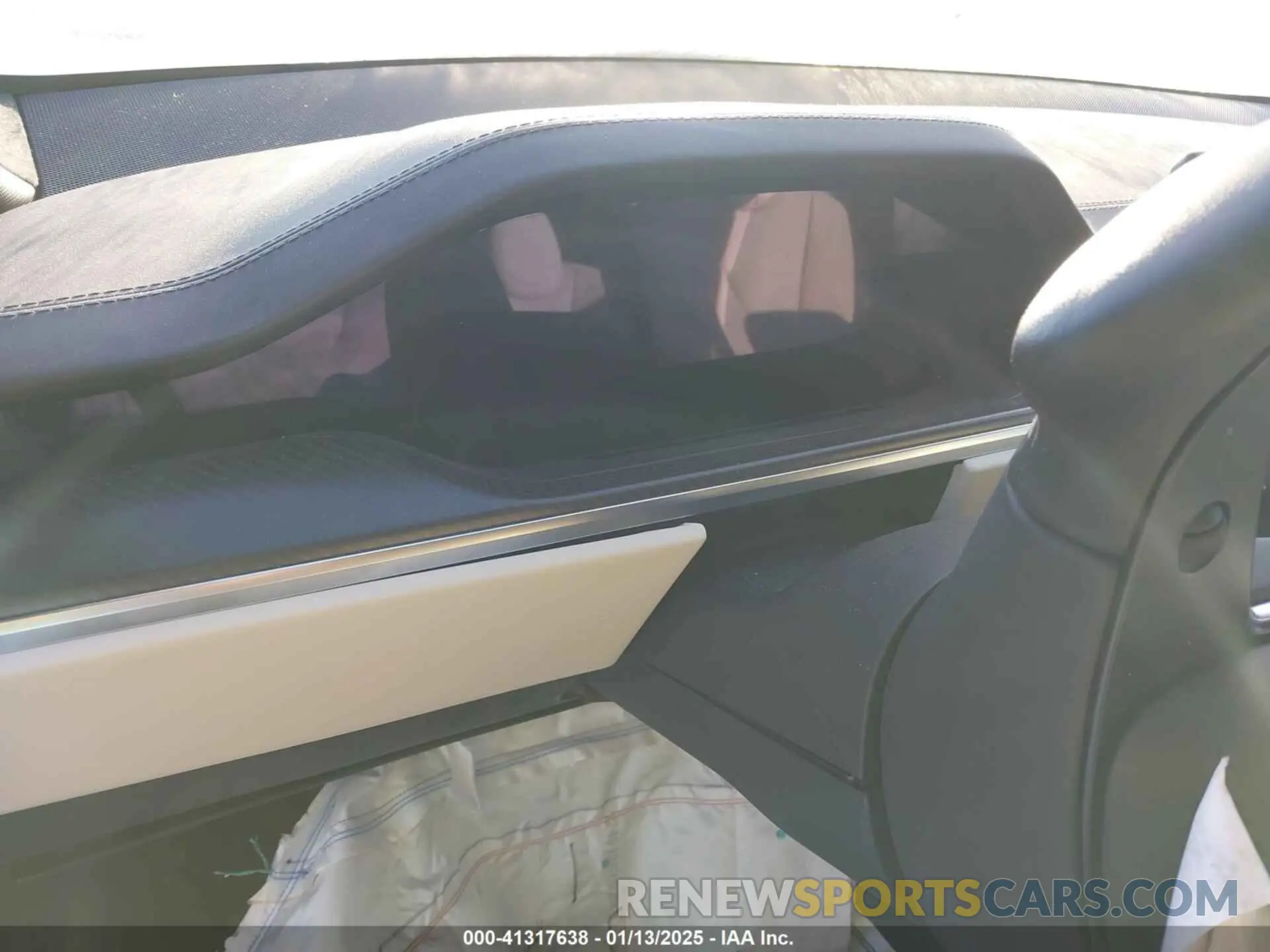 15 Photograph of a damaged car 5YJSA1E68NF468530 TESLA MODEL S 2022