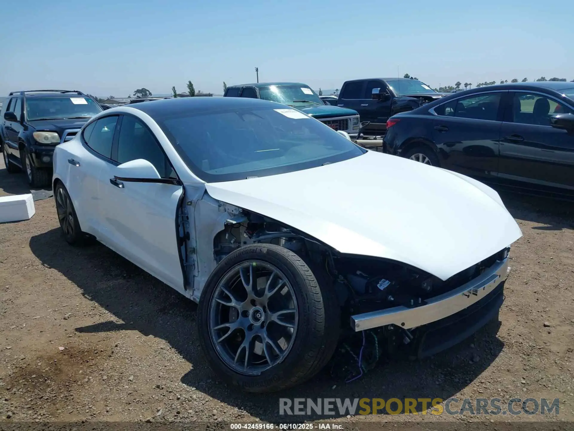 6 Photograph of a damaged car 5YJSA1E51PF499919 TESLA MODEL S 2023