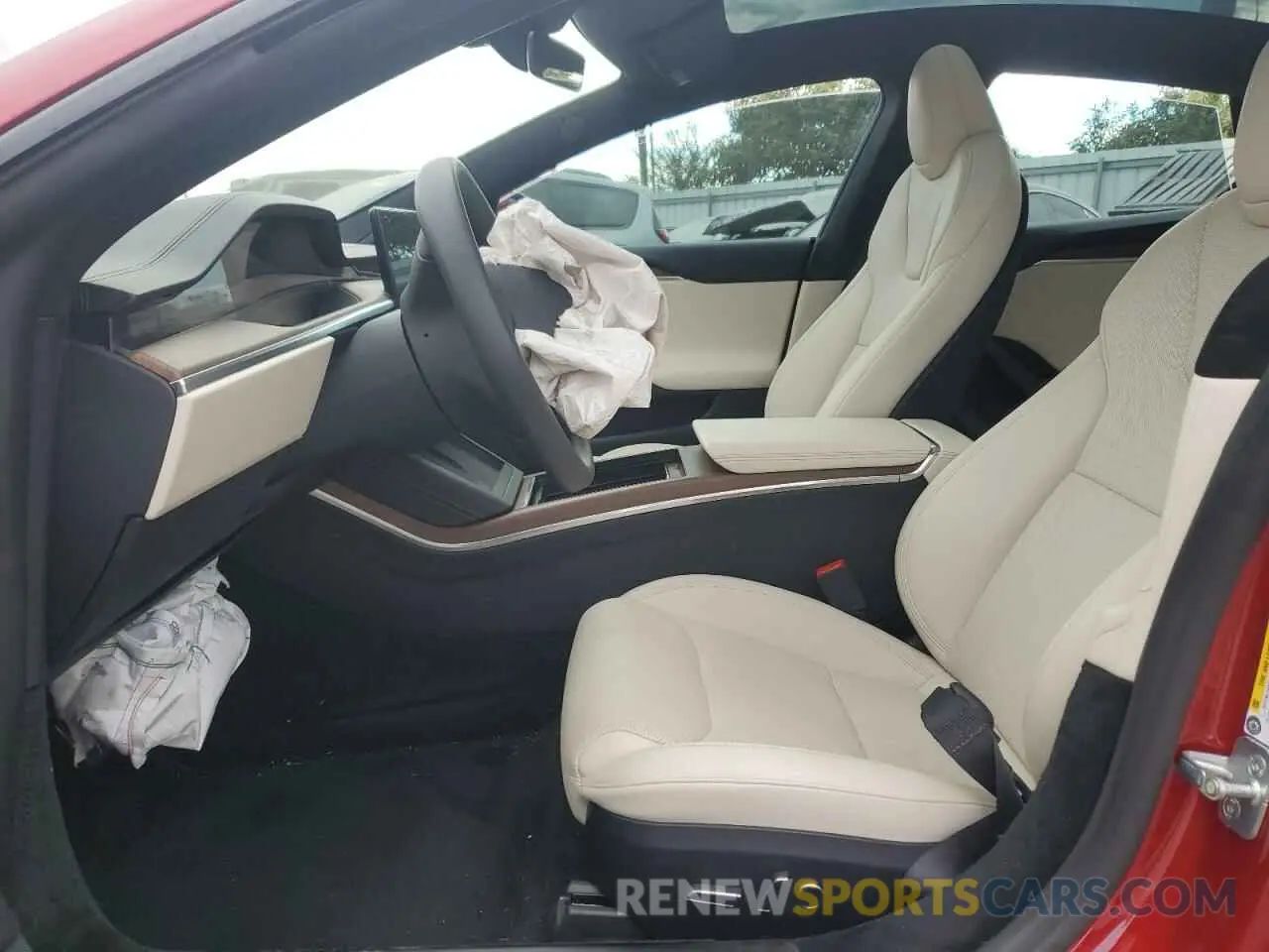 7 Photograph of a damaged car 5YJSA1E51PF525662 TESLA MODEL S 2023