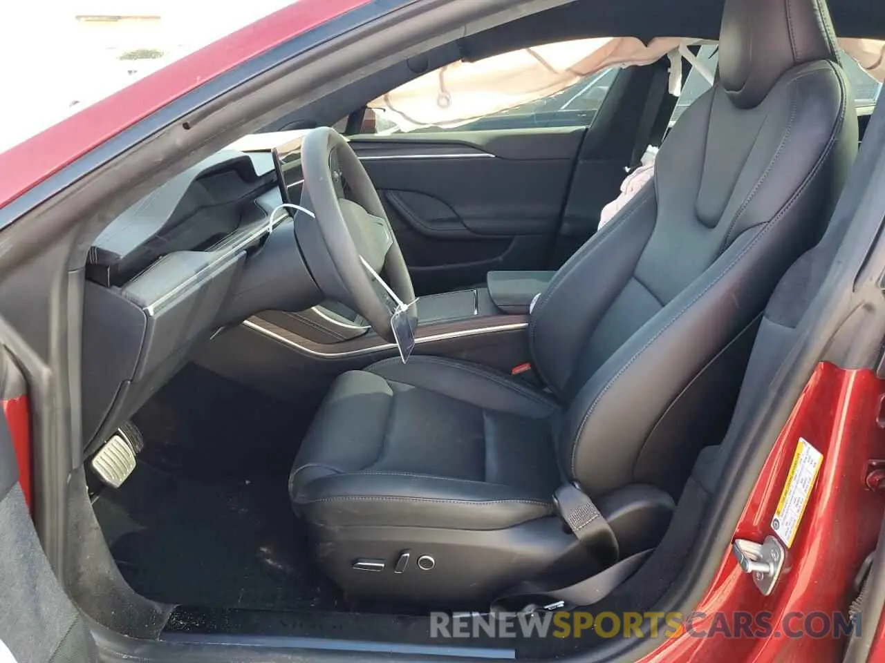 7 Photograph of a damaged car 5YJSA1E51PF529016 TESLA MODEL S 2023