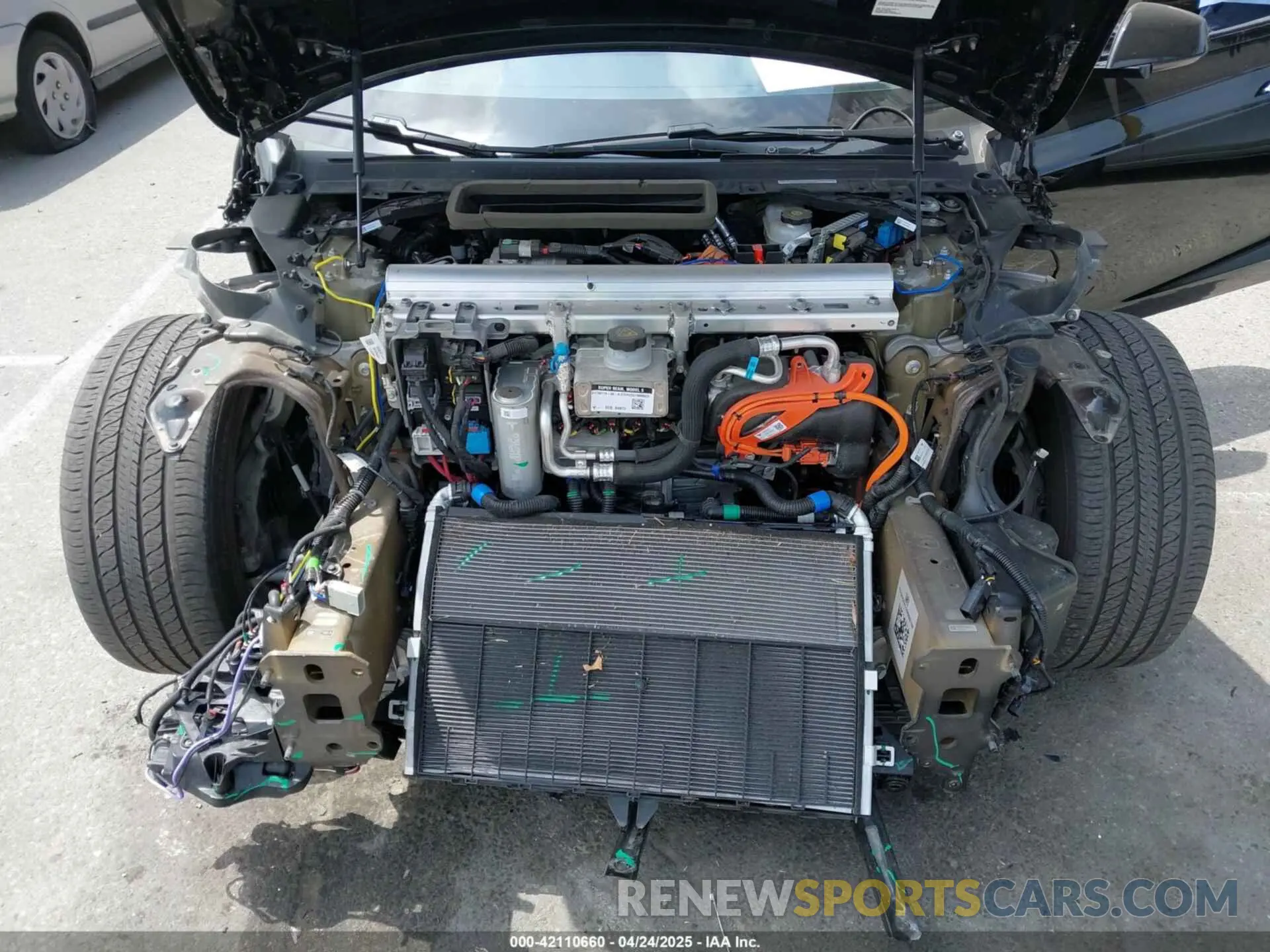 10 Photograph of a damaged car 5YJSA1E52PF528795 TESLA MODEL S 2023