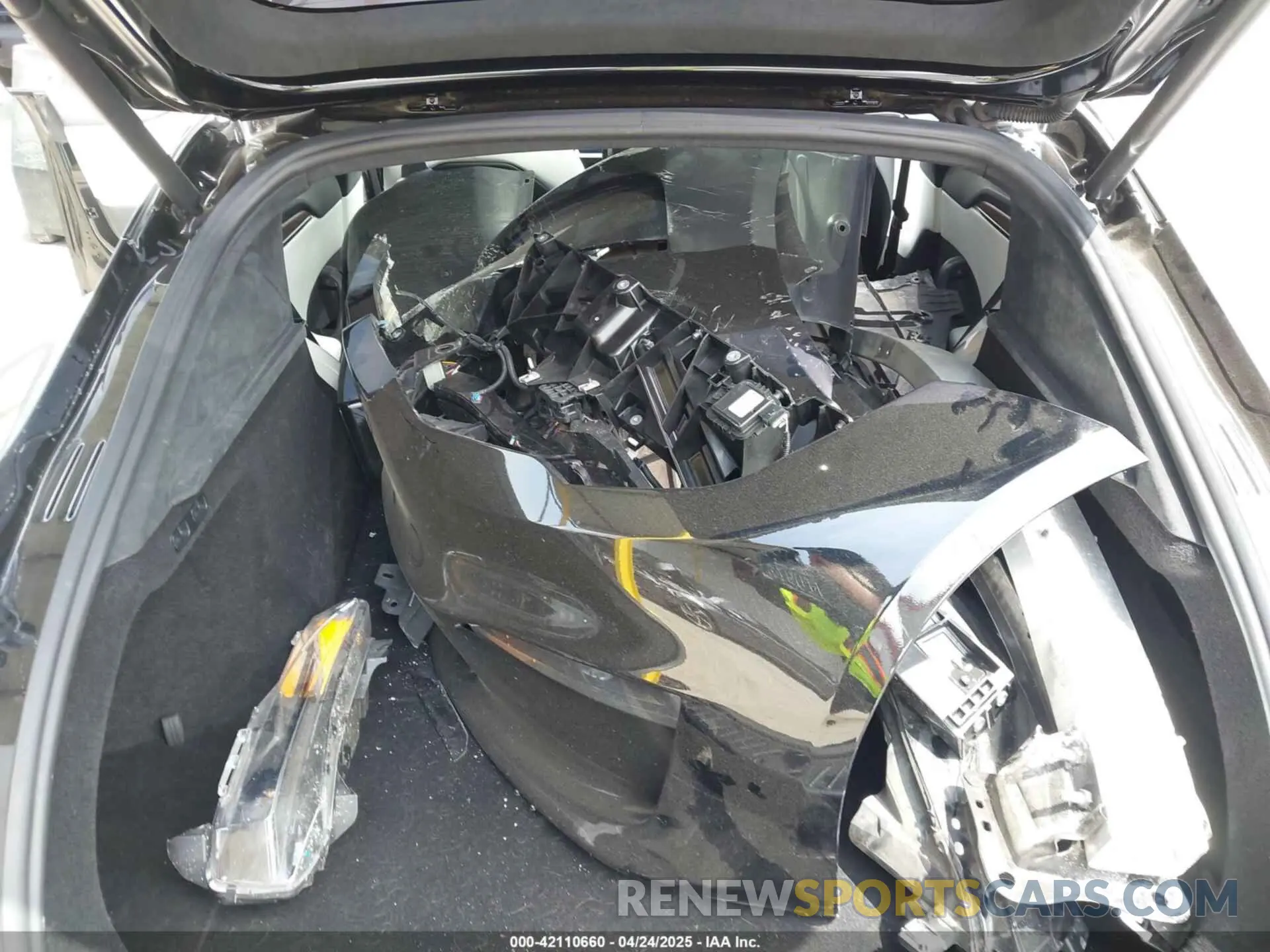 11 Photograph of a damaged car 5YJSA1E52PF528795 TESLA MODEL S 2023