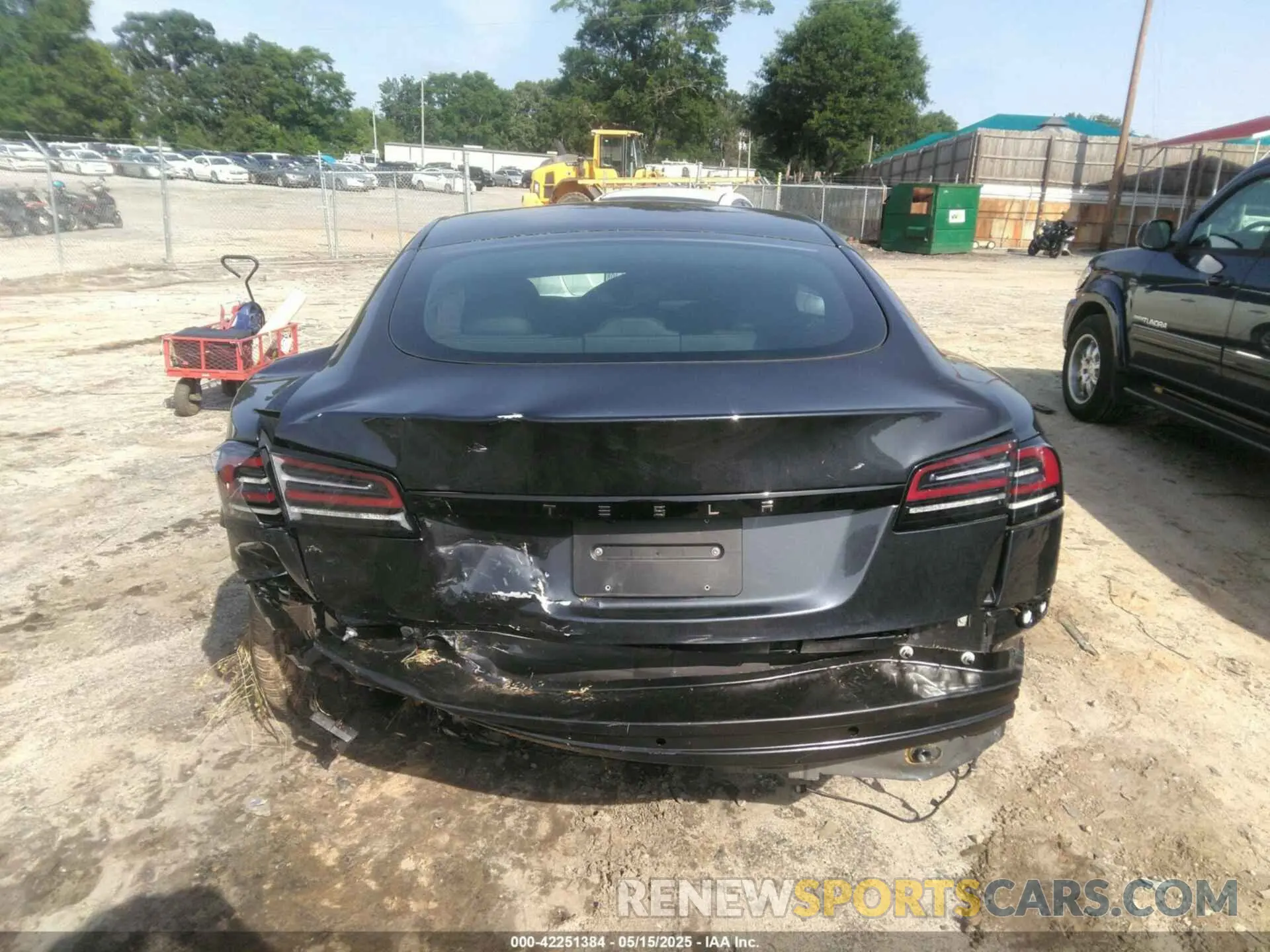 15 Photograph of a damaged car 5YJSA1E52PF530689 TESLA MODEL S 2023