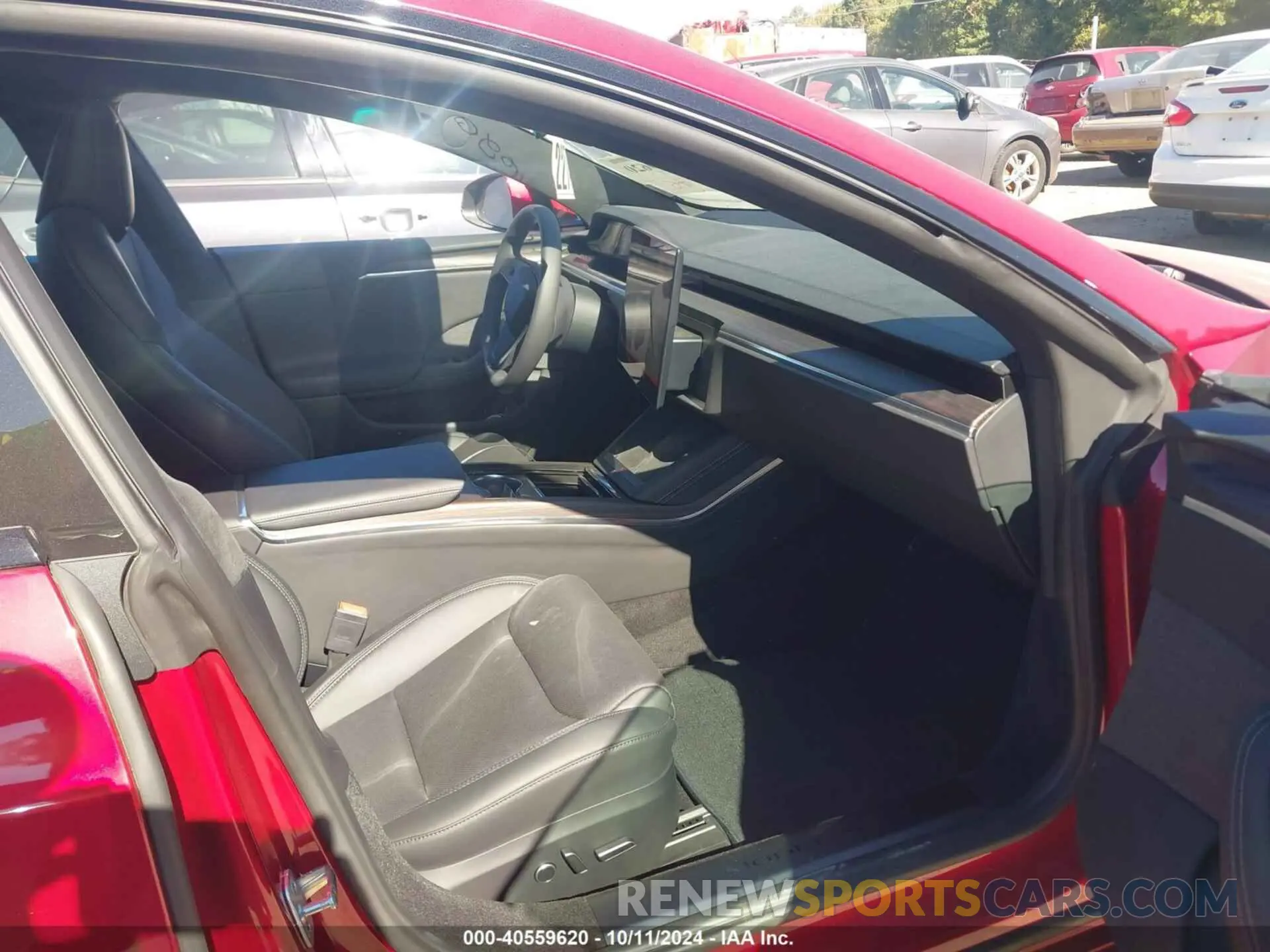5 Photograph of a damaged car 5YJSA1E53PF523735 TESLA MODEL S 2023