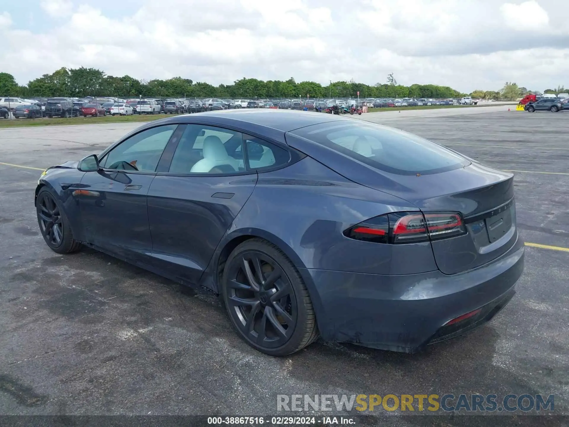 3 Photograph of a damaged car 5YJSA1E54PF521783 TESLA MODEL S 2023